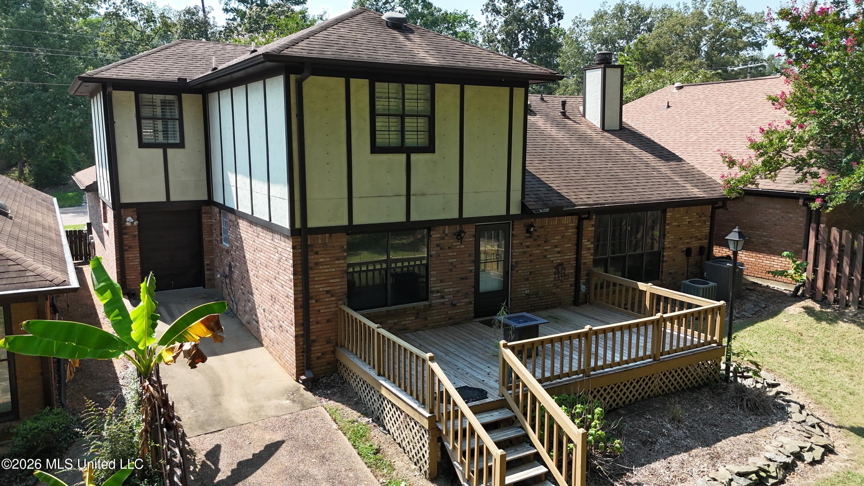 443 Bradford Drive Property Photo 41