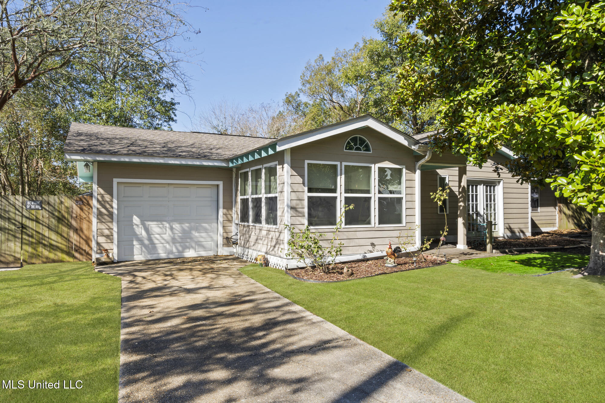 809 Ruth Avenue Property Photo 1