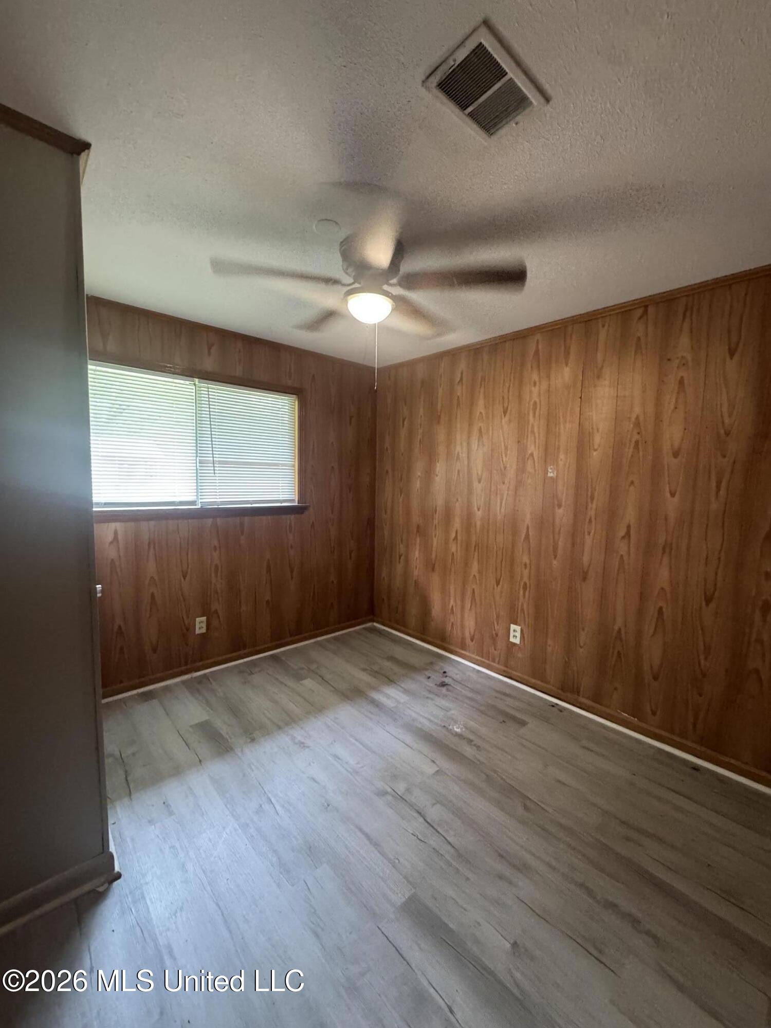 3139 Charleston Drive Property Photo 8