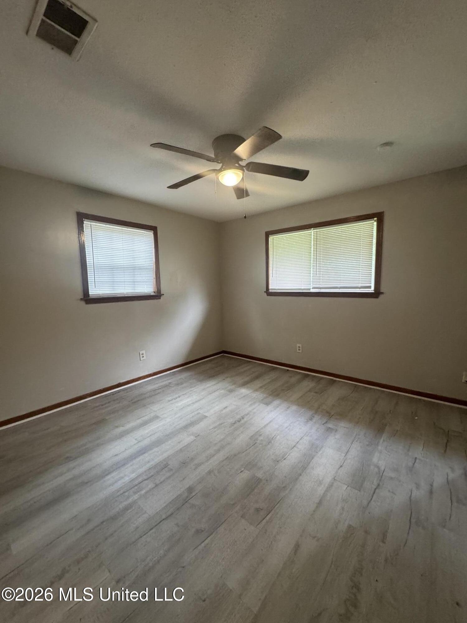 3139 Charleston Drive Property Photo 14