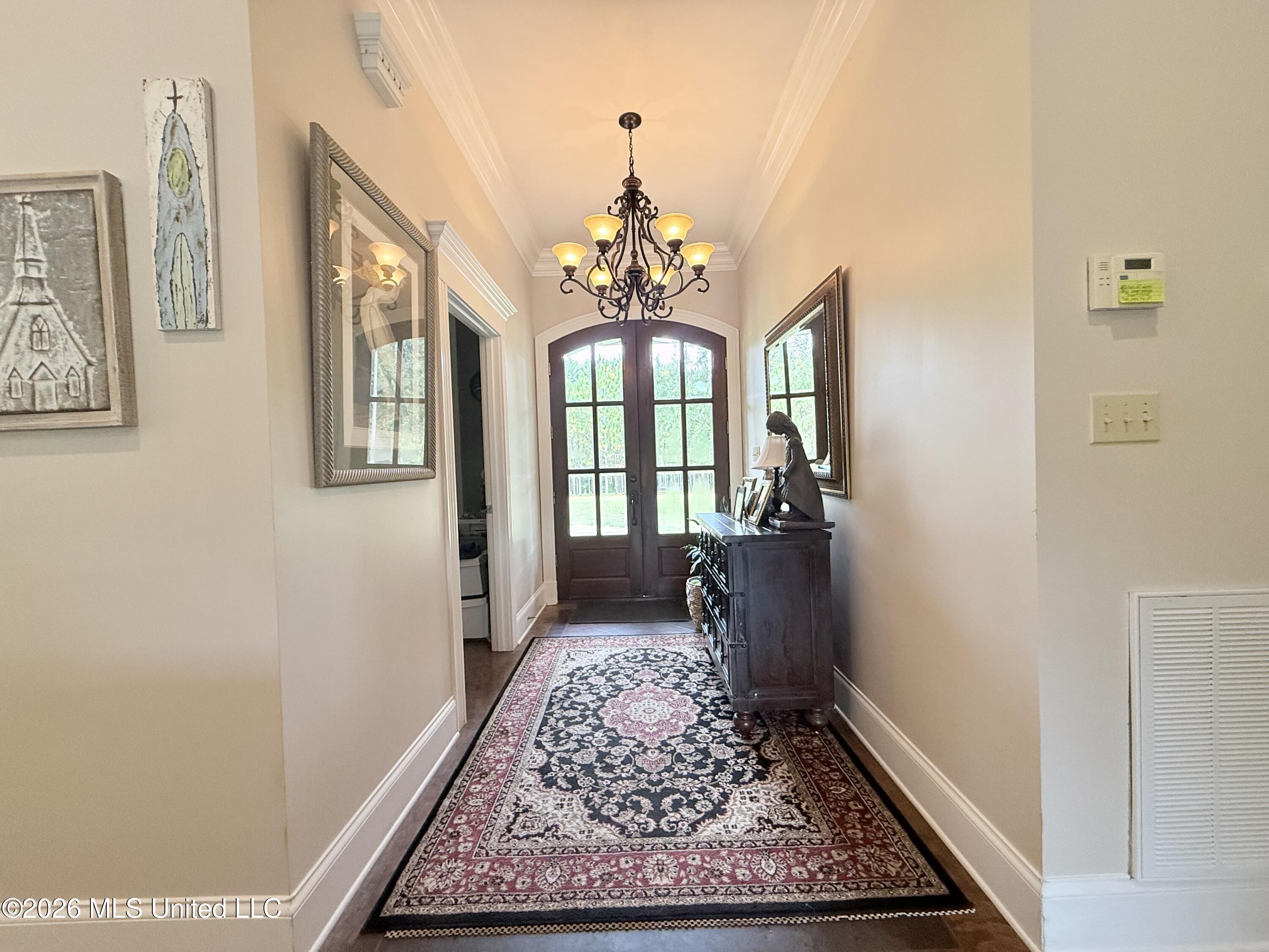 895 Montgomery Road Property Photo 2