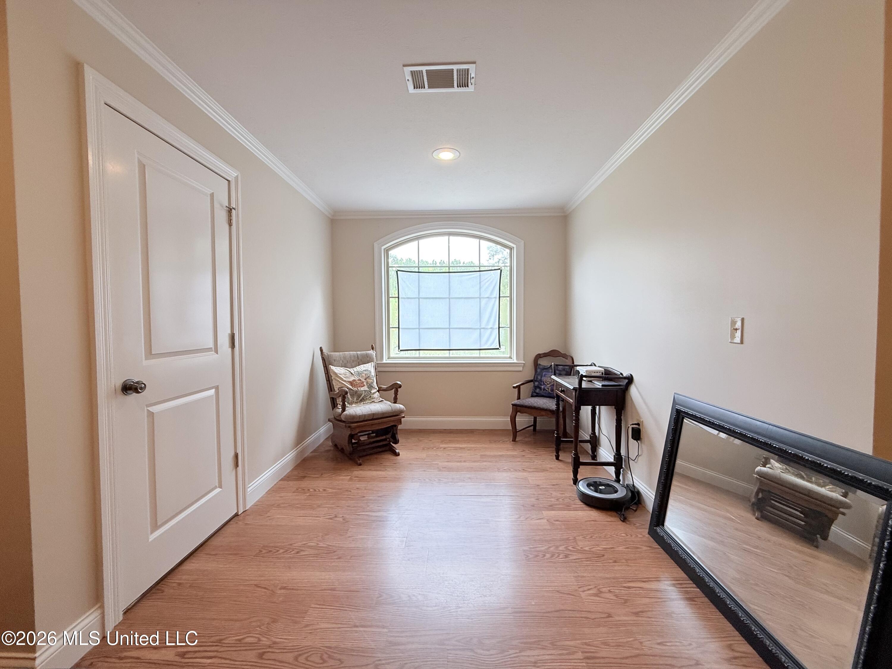 895 Montgomery Road Property Photo 20