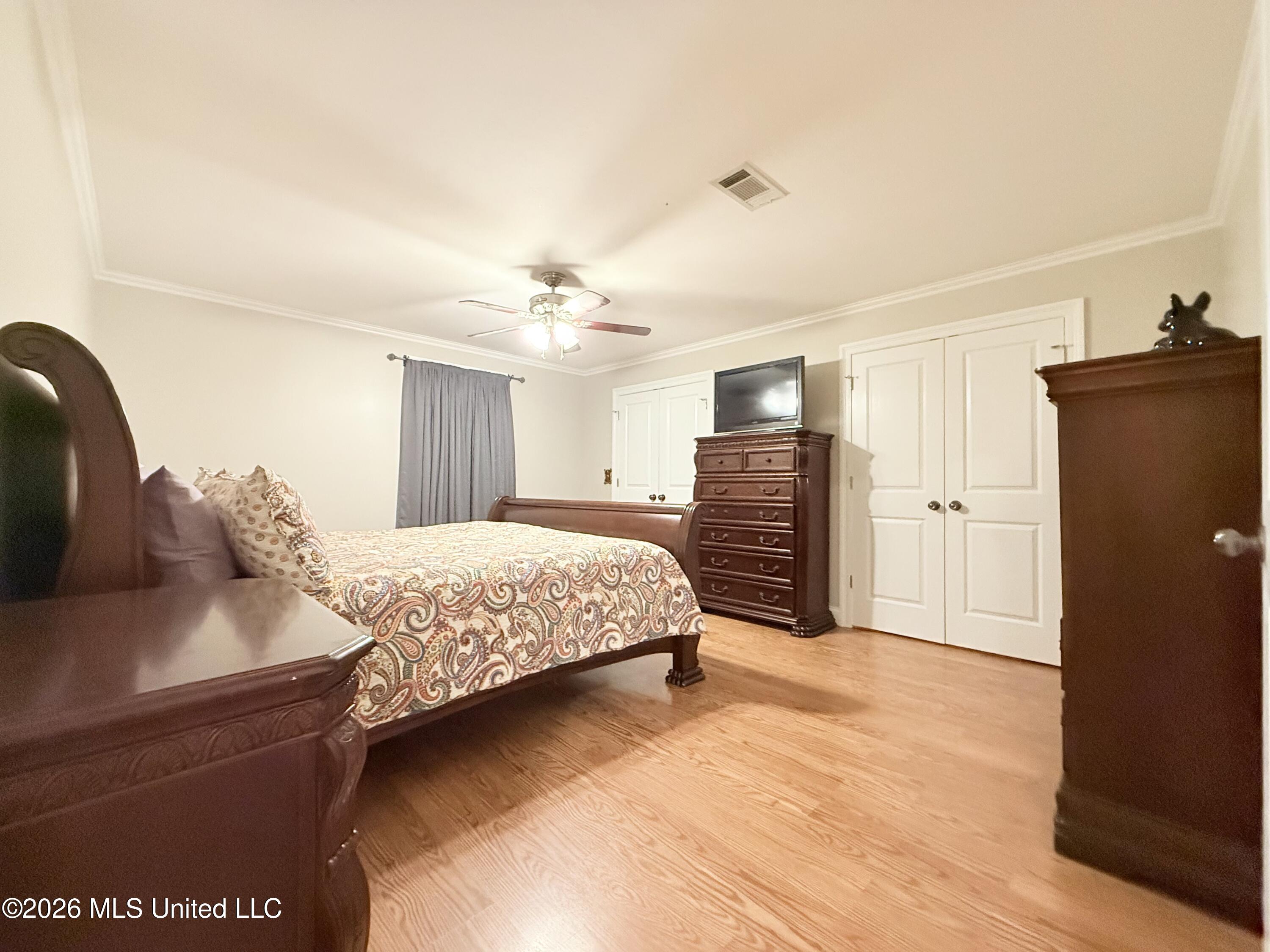 895 Montgomery Road Property Photo 21