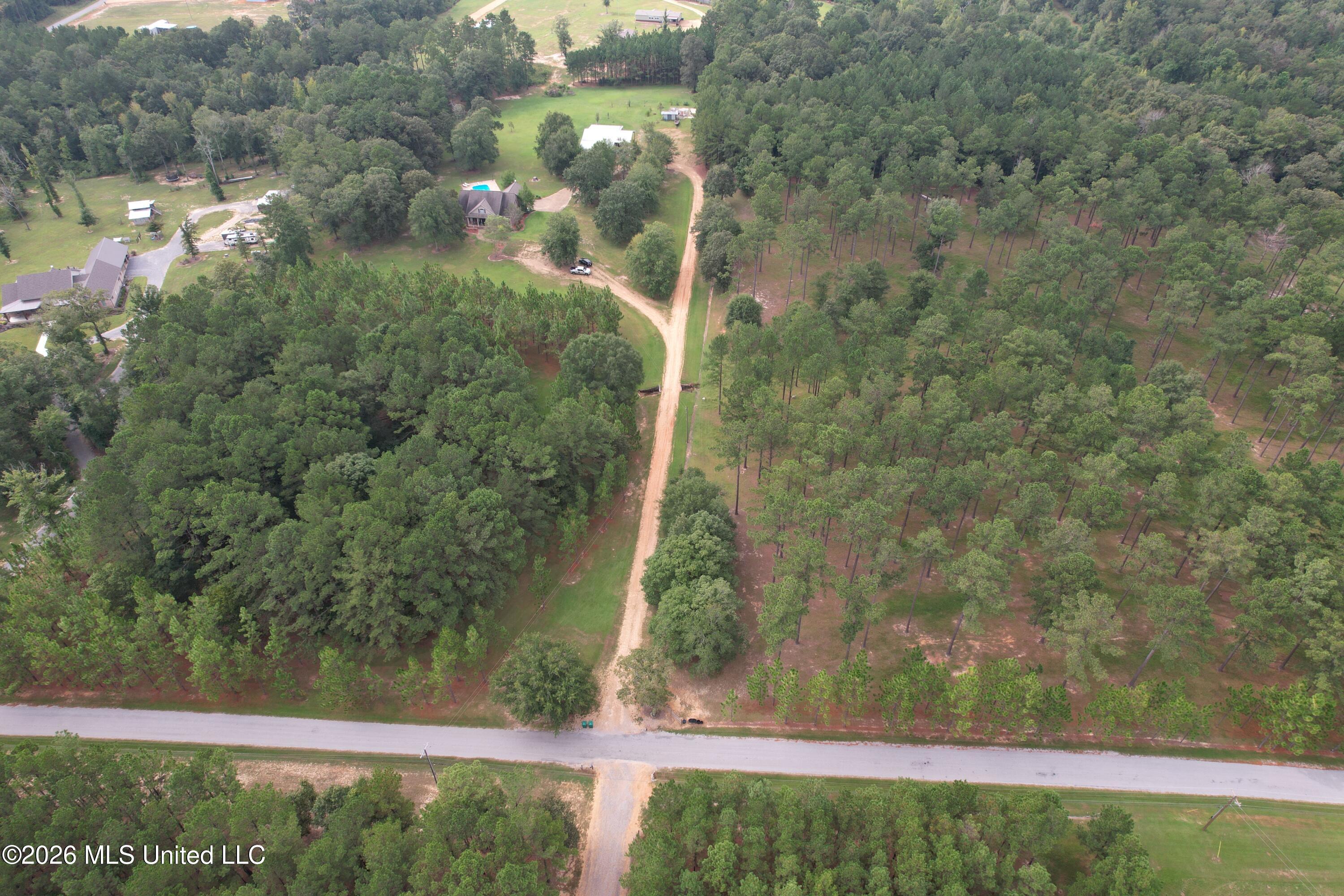 895 Montgomery Road Property Photo 58