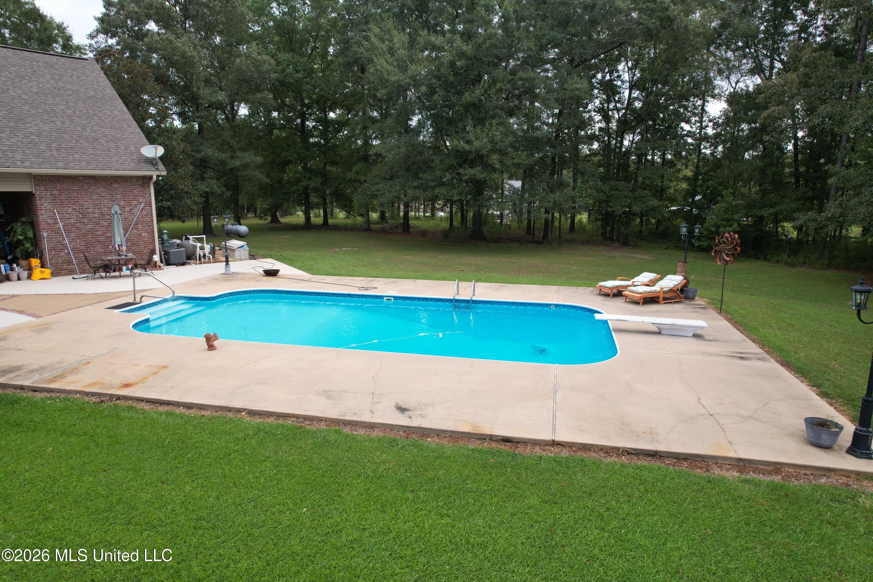 895 Montgomery Road Property Photo 69