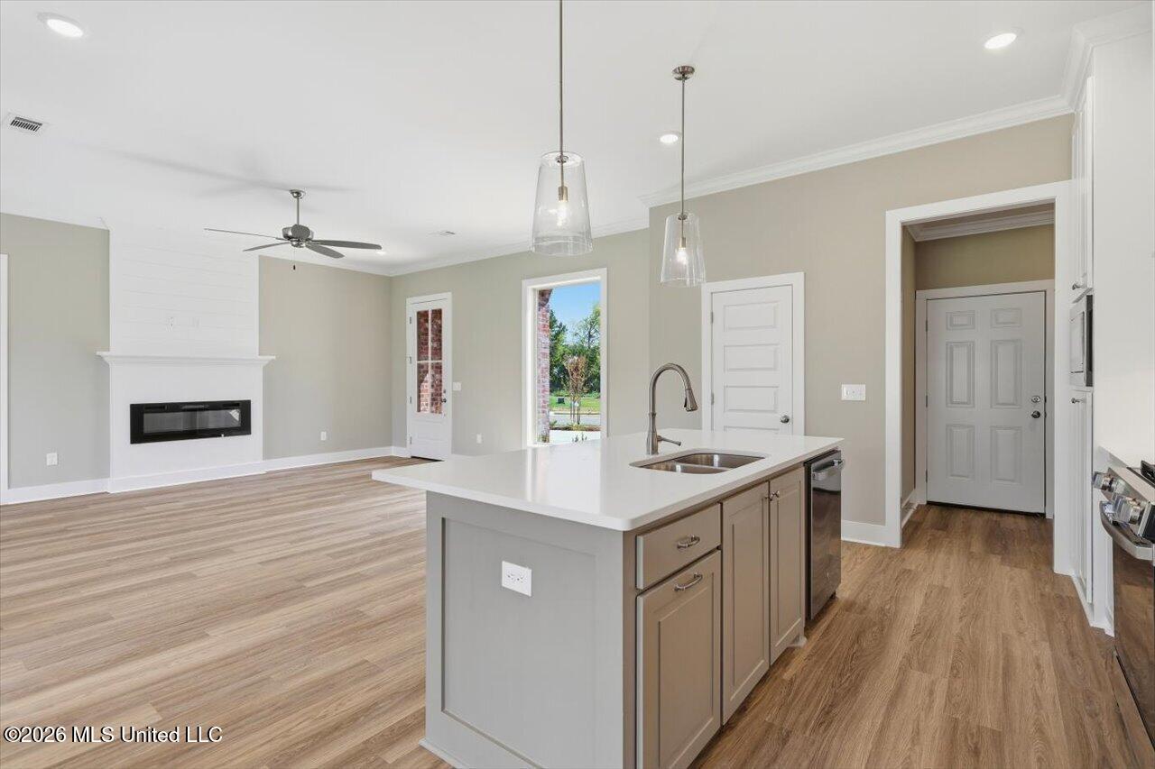 345 Brookfield Circle Property Photo 10
