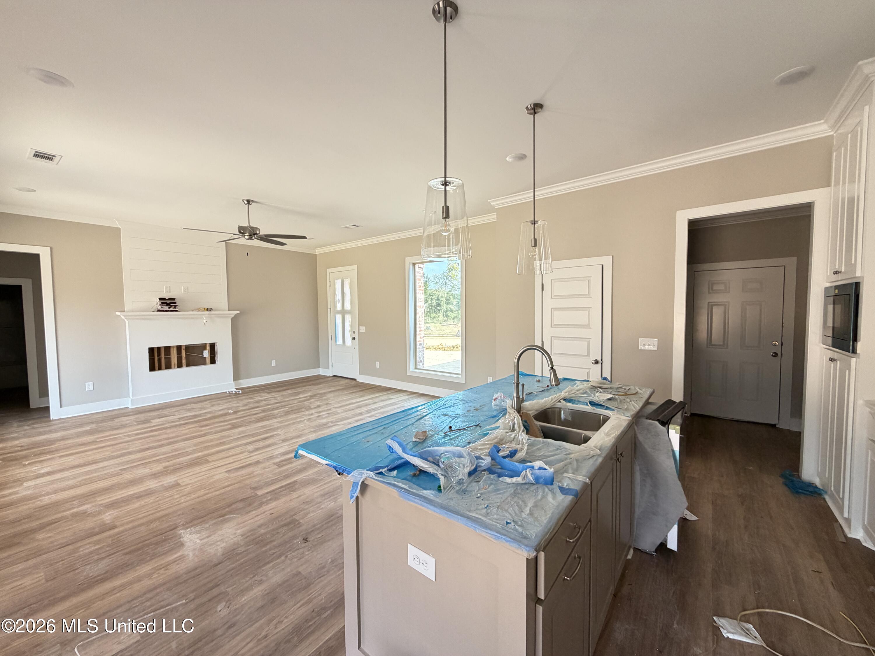 345 Brookfield Circle Property Photo 11