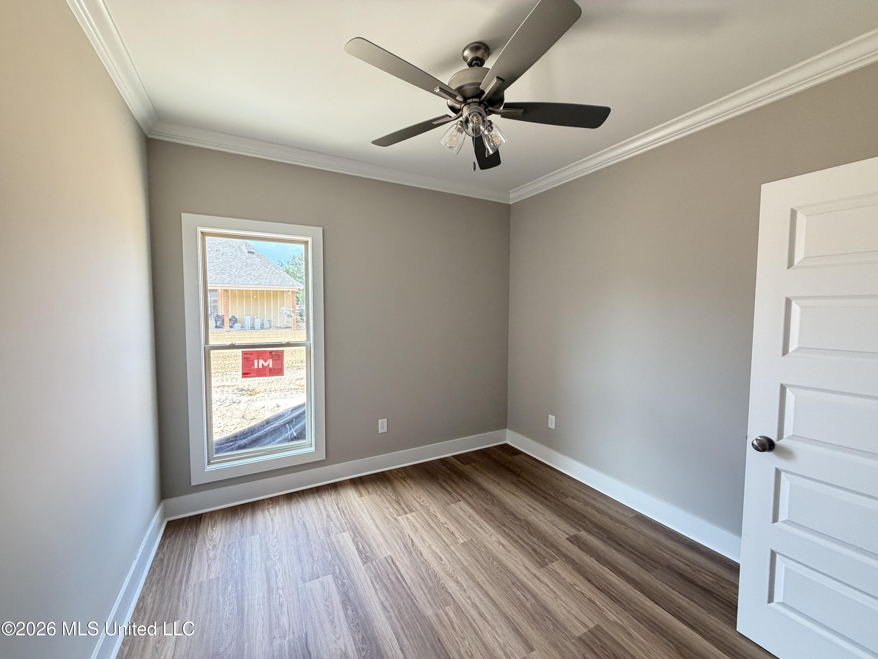 345 Brookfield Circle Property Photo 22