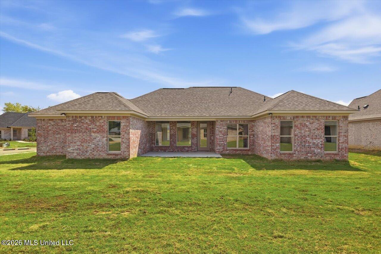 345 Brookfield Circle Property Photo 28