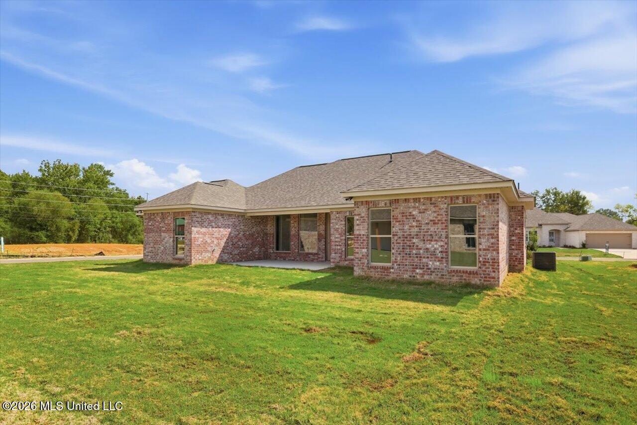 345 Brookfield Circle Property Photo 29
