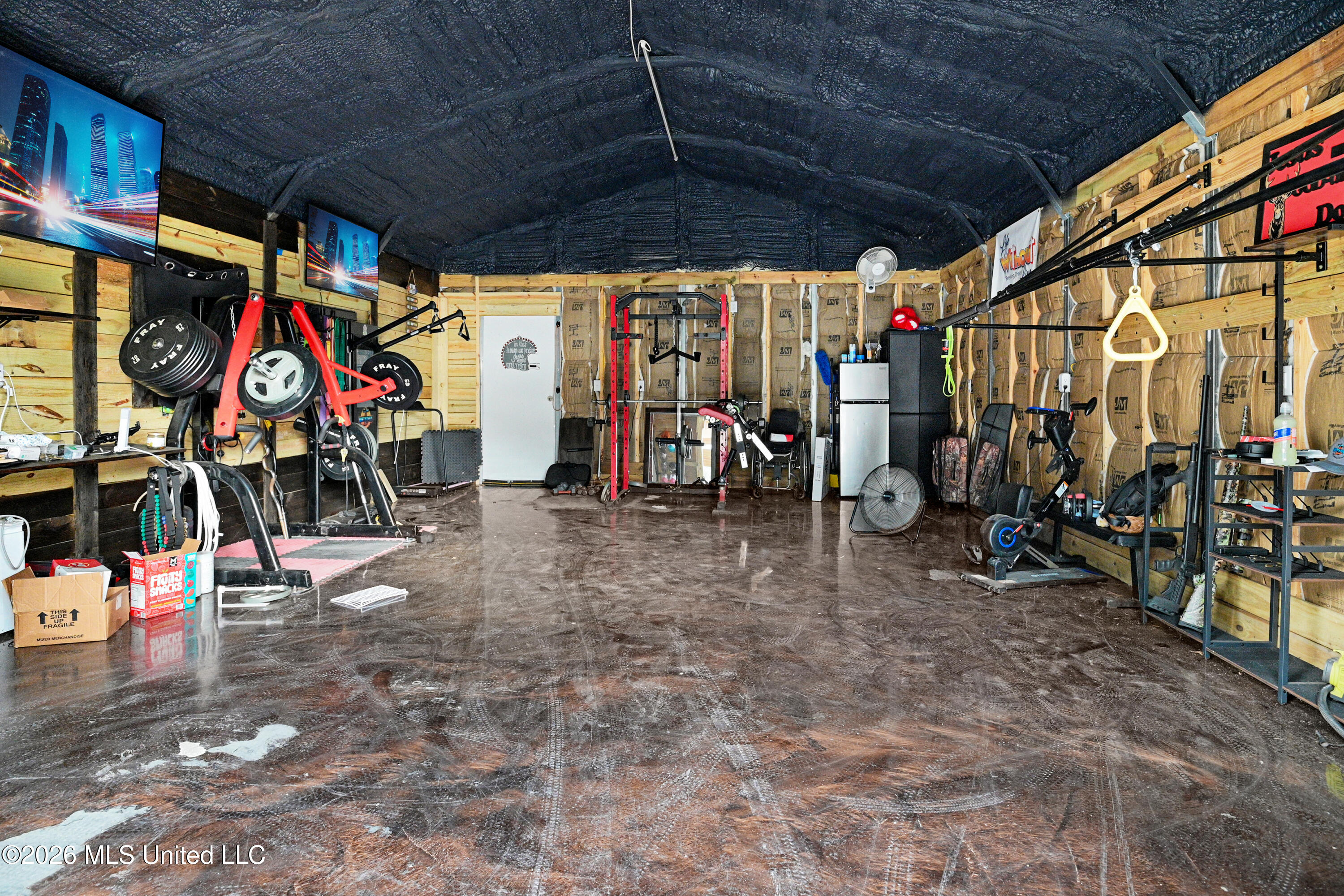 9816 Briarcliff Drive Property Photo 4