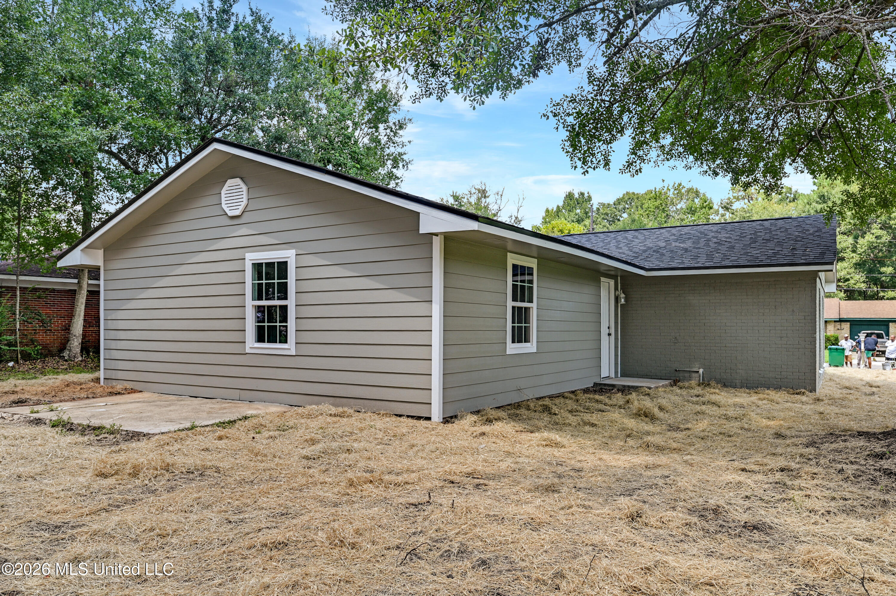 3706 Devonshire Drive Property Photo 2