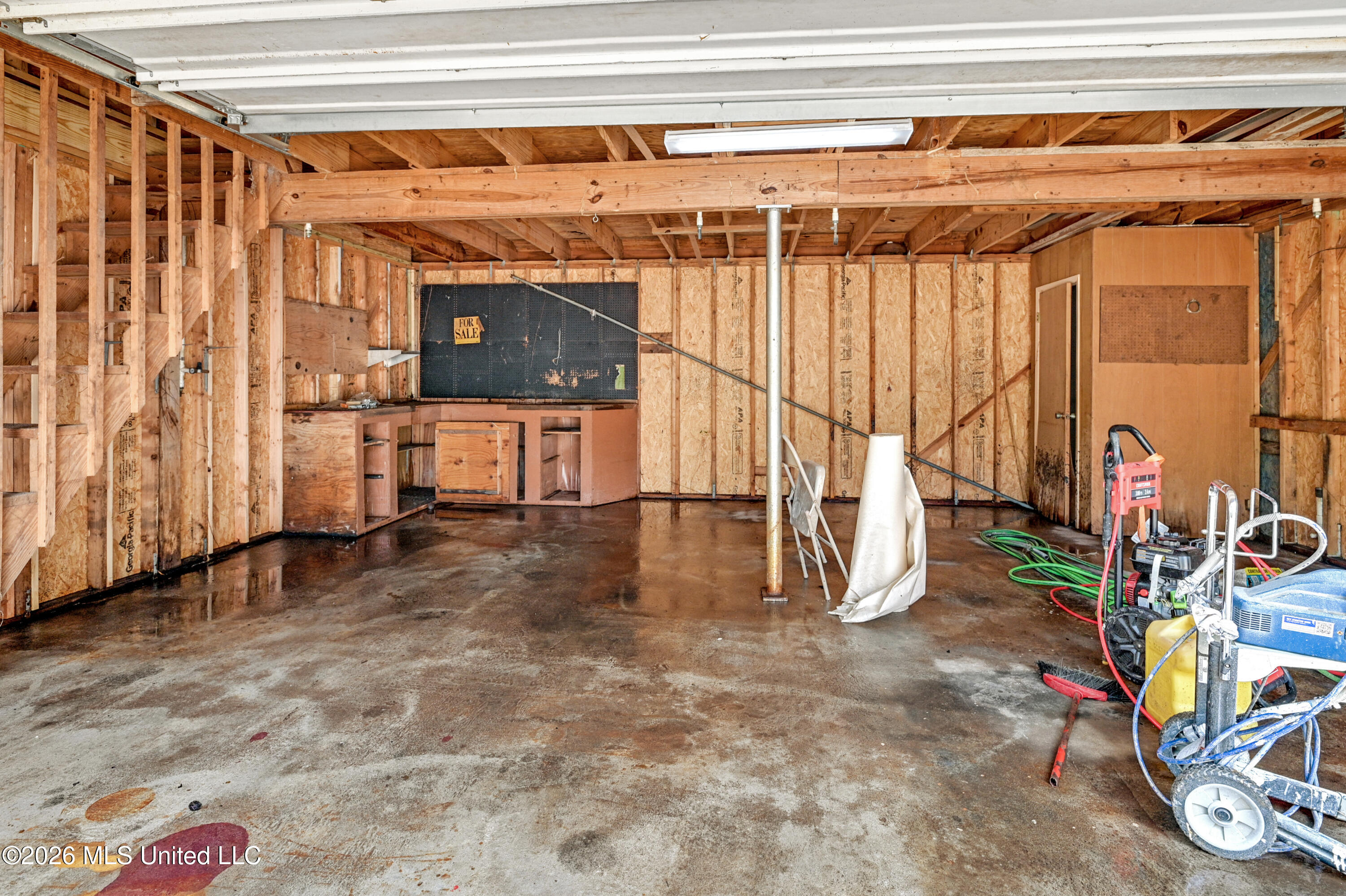 3706 Devonshire Drive Property Photo 3