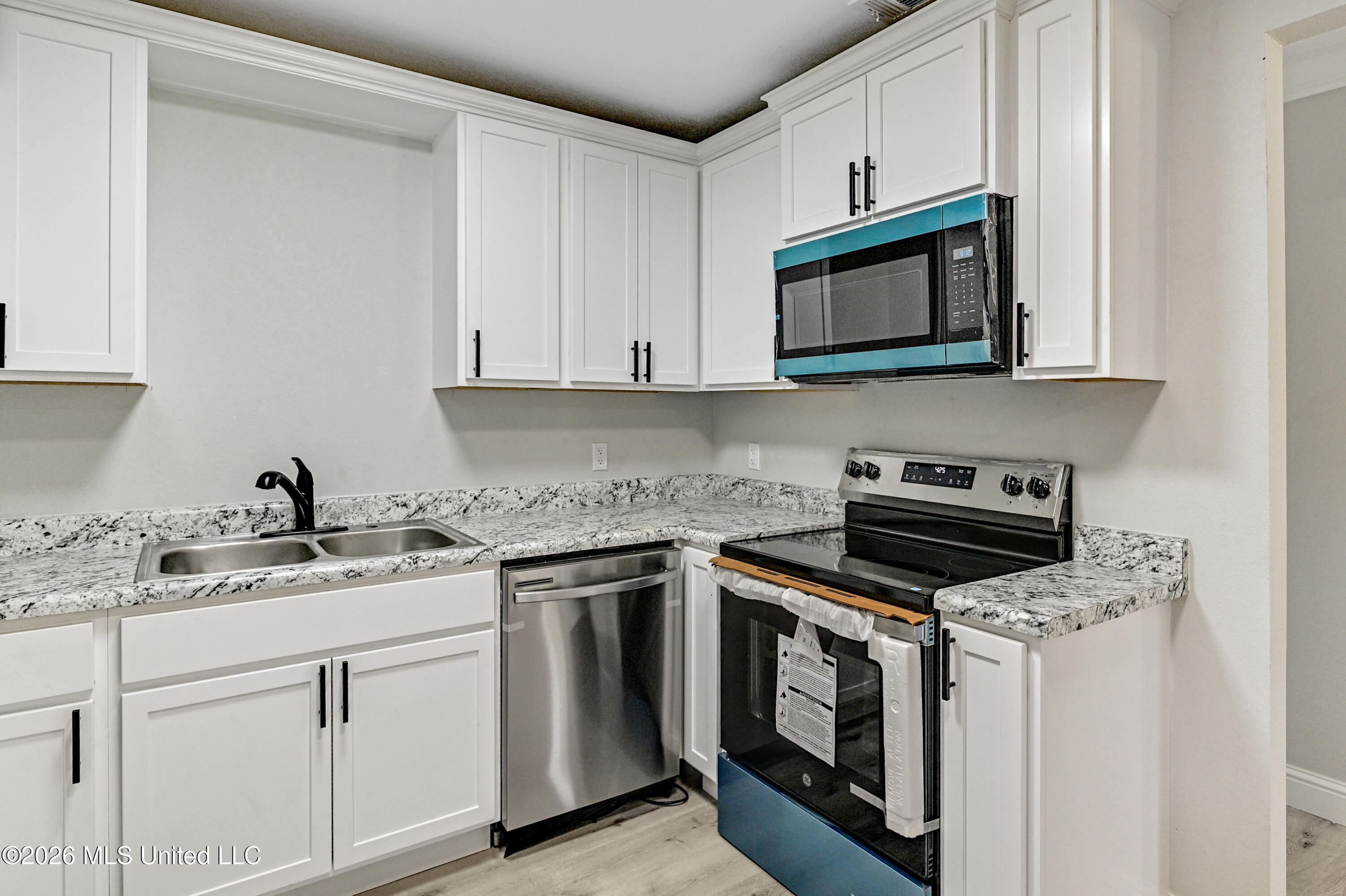 3706 Devonshire Drive Property Photo 7