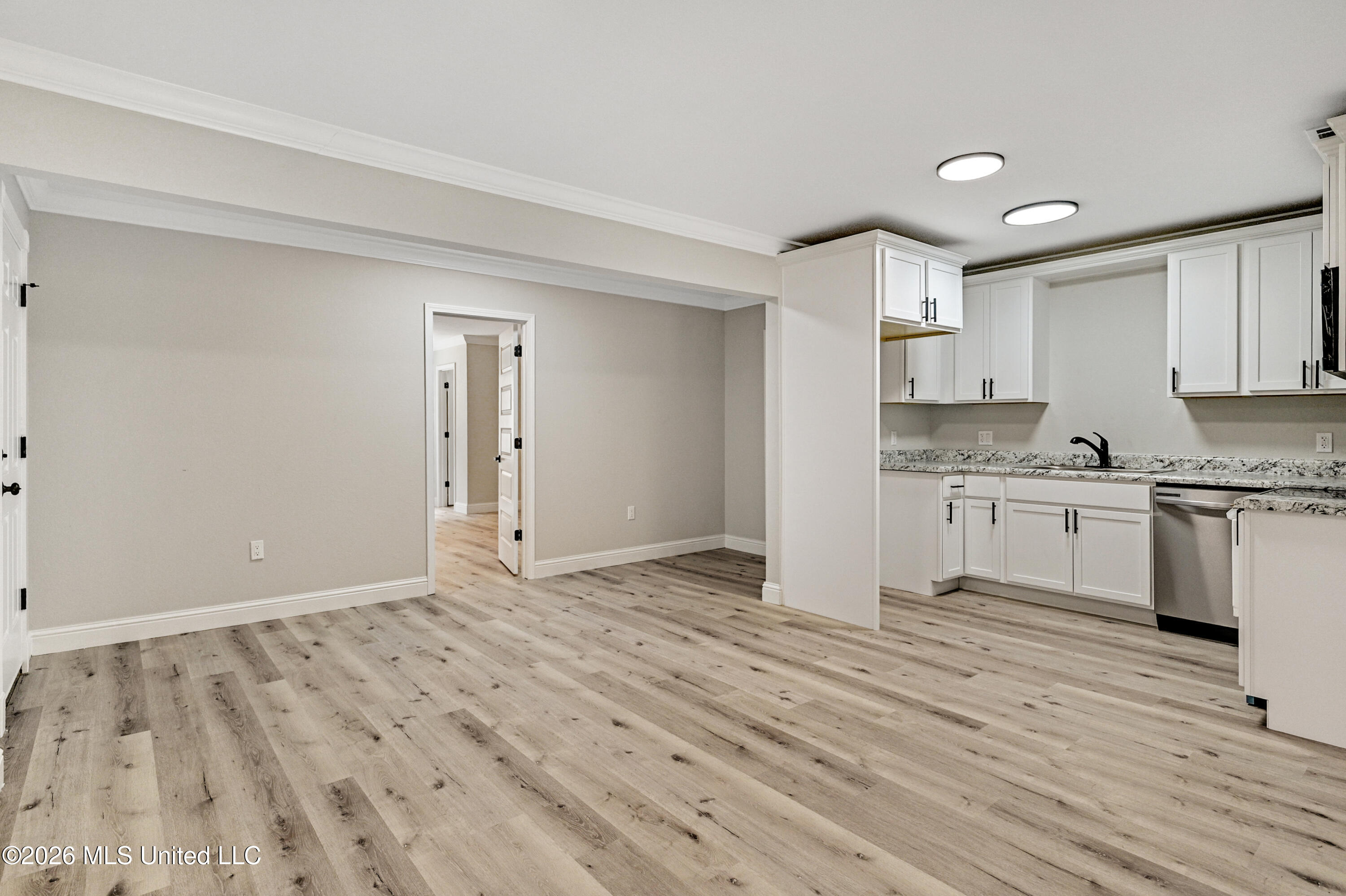 3706 Devonshire Drive Property Photo 9