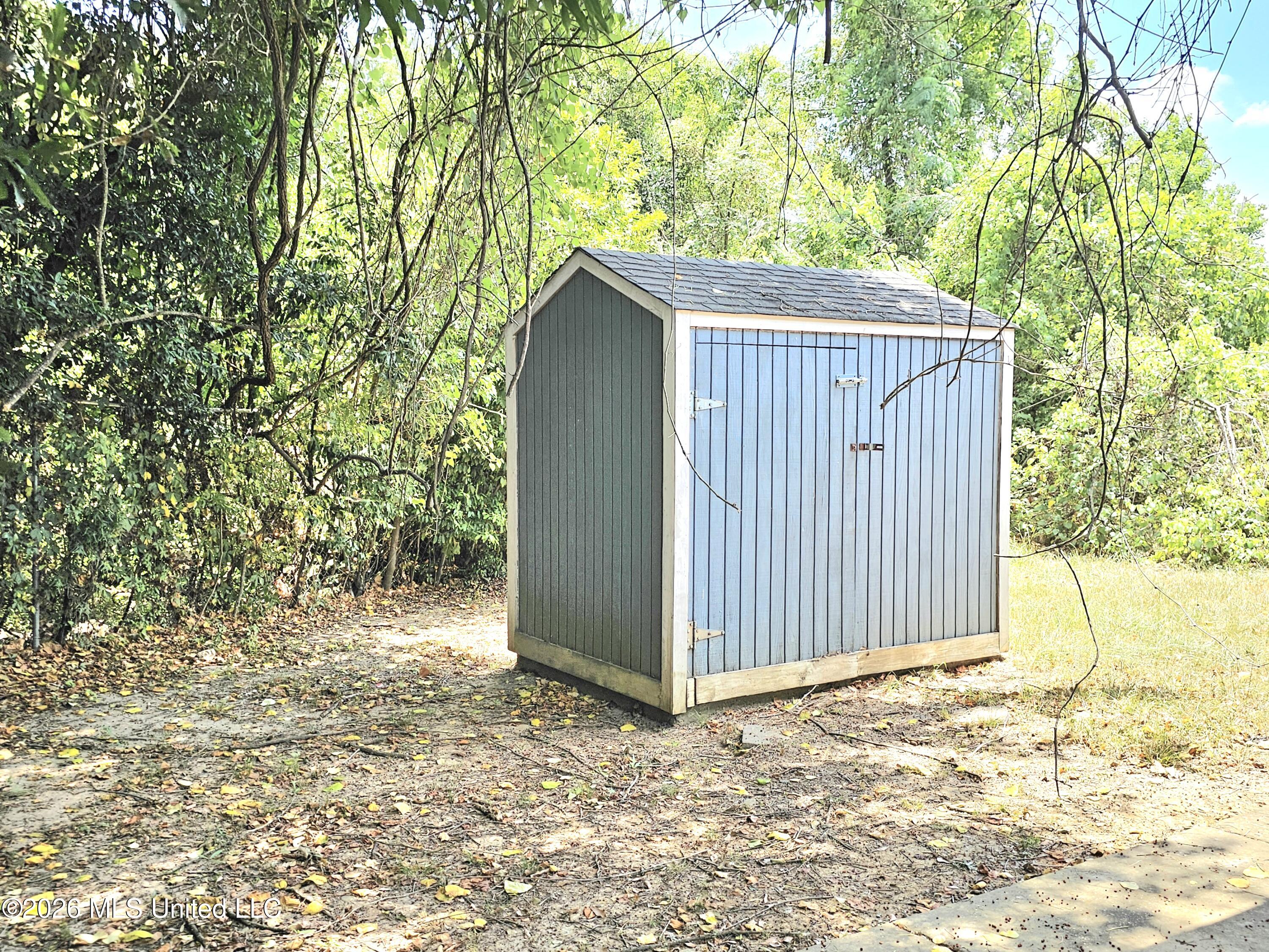 420 Poindexter Street Property Photo 19