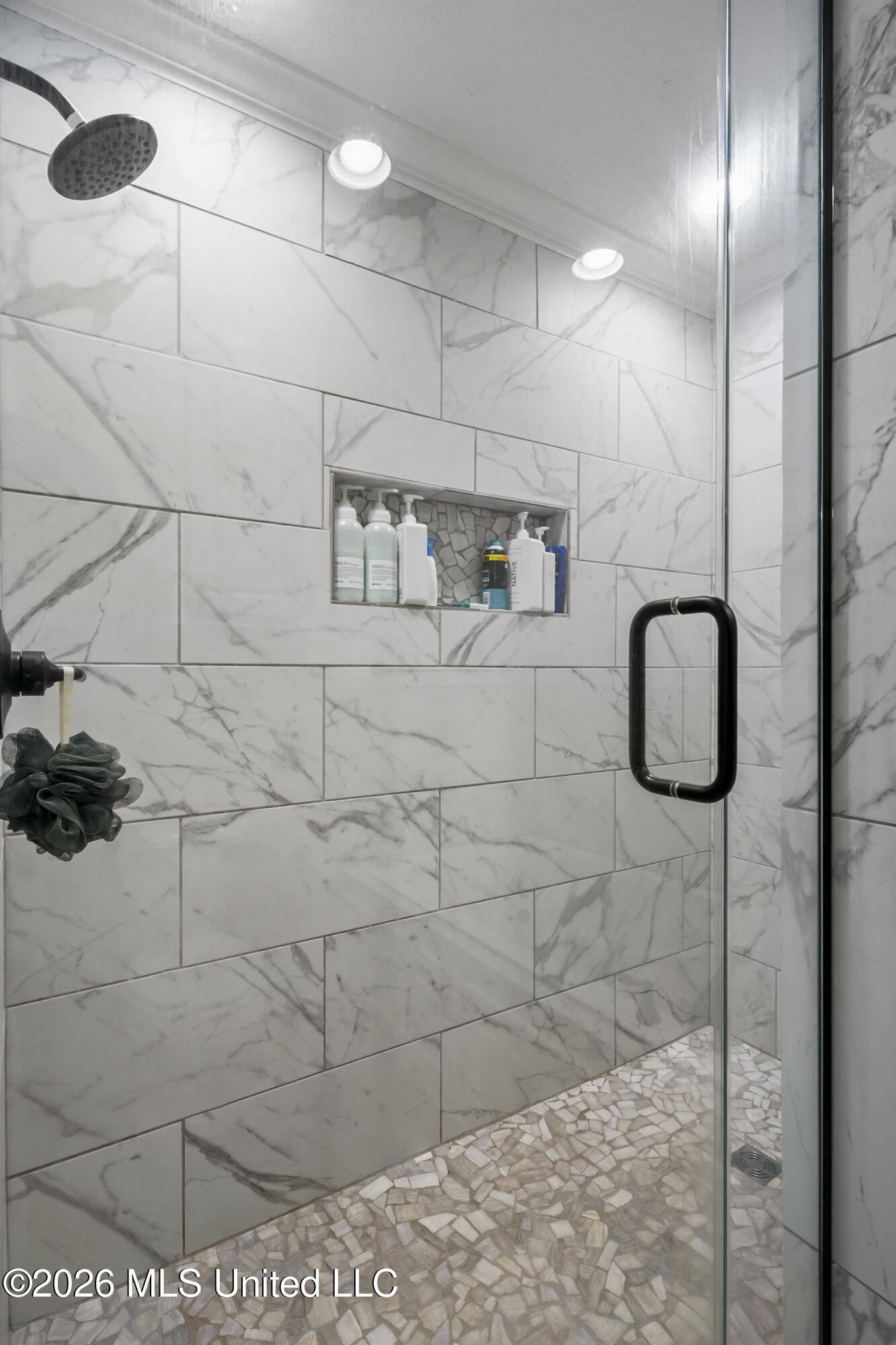 407 Oak Park Cove Property Photo 21