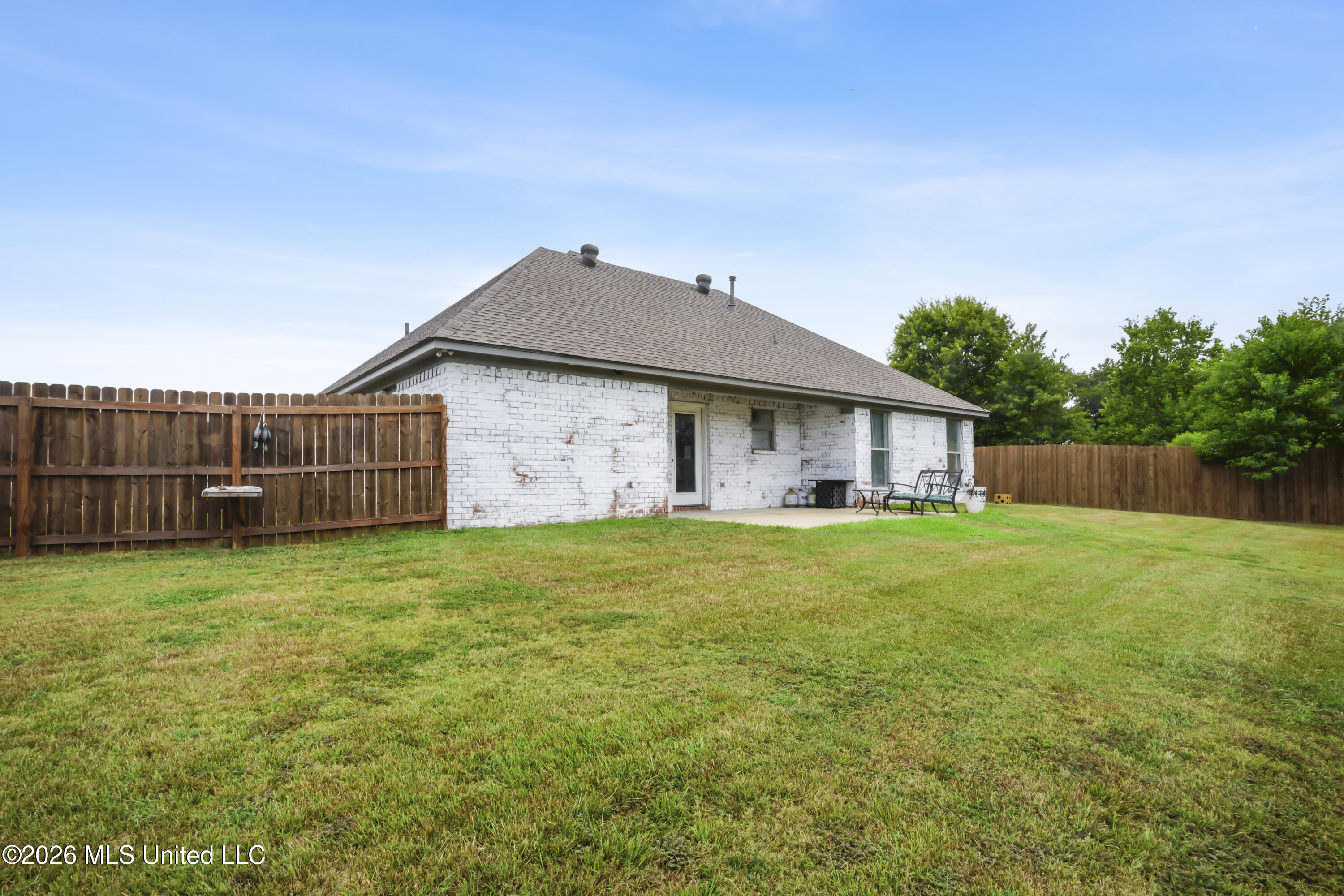 407 Oak Park Cove Property Photo 28
