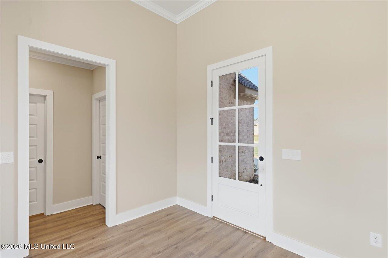 139 Palace Crossing Property Photo 5