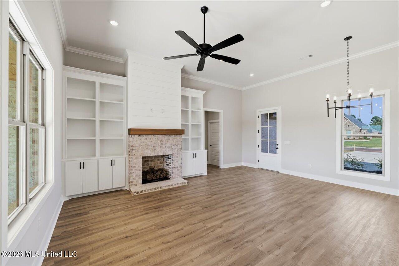 139 Palace Crossing Property Photo 8