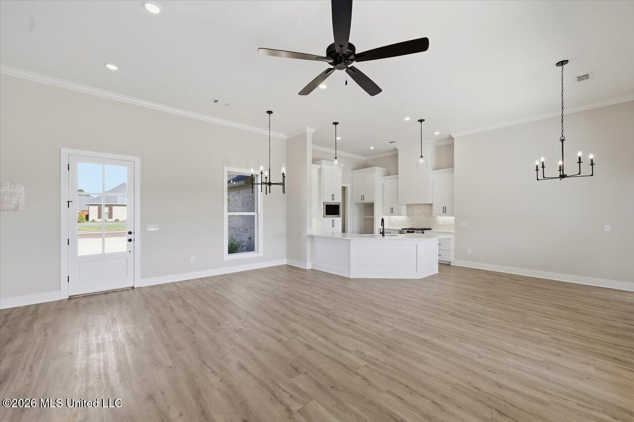 139 Palace Crossing Property Photo 9