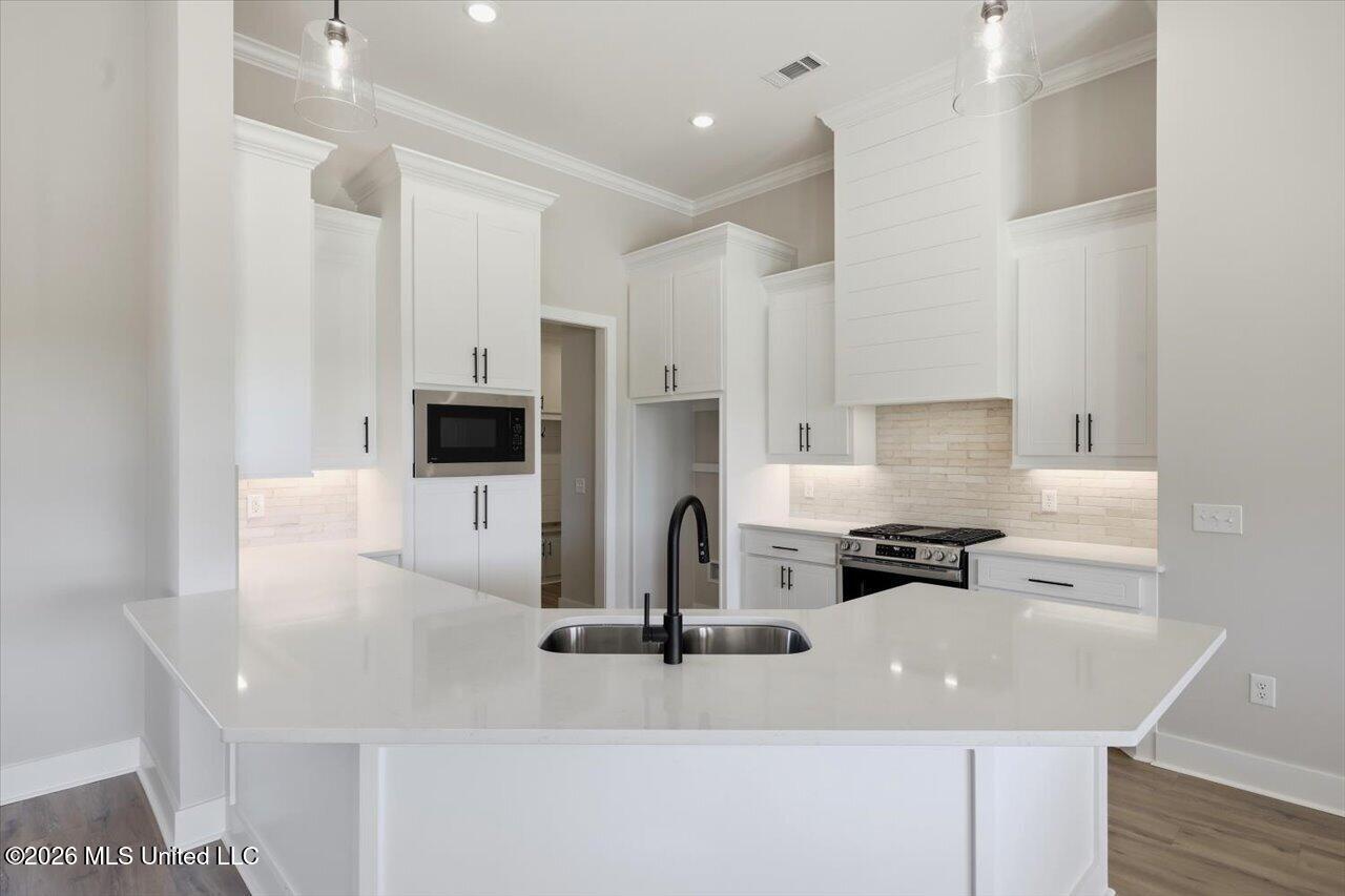139 Palace Crossing Property Photo 10