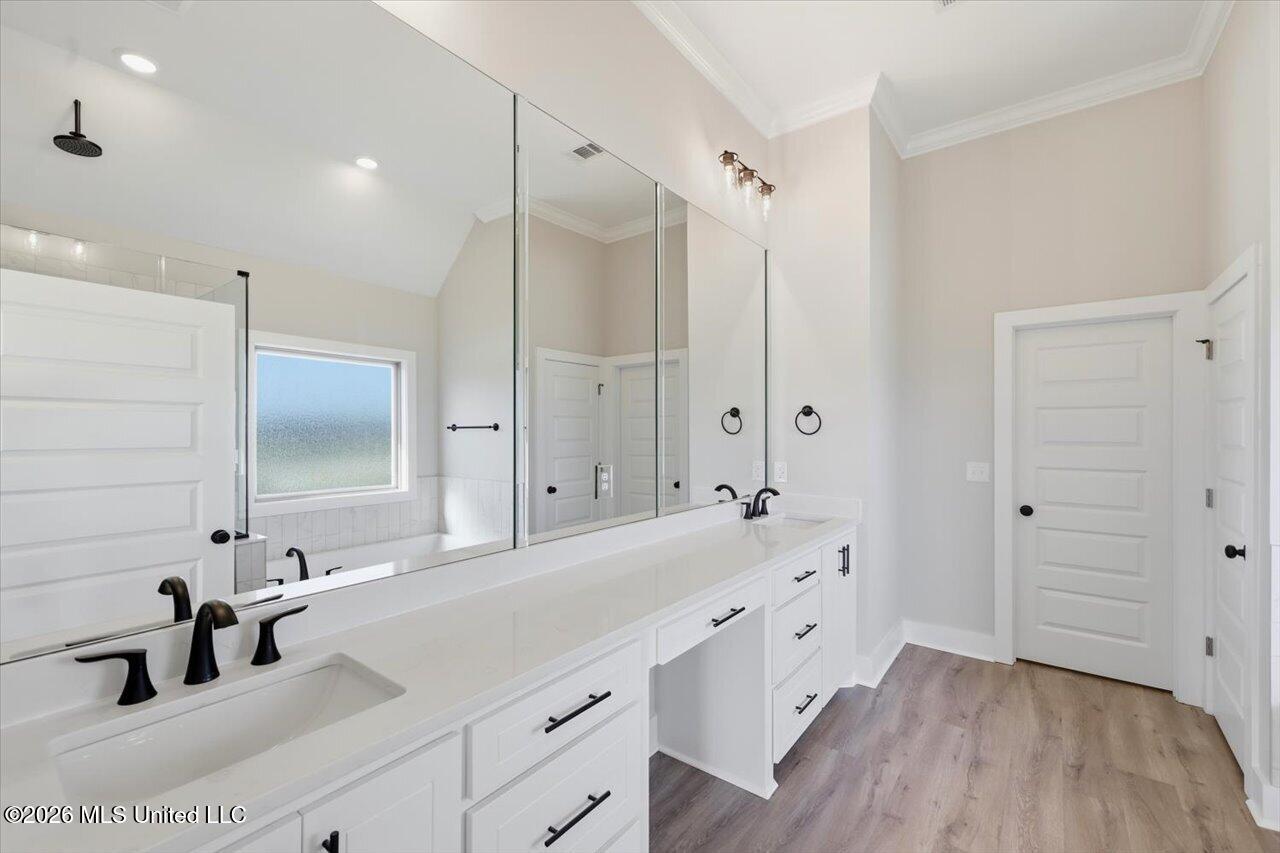 139 Palace Crossing Property Photo 26