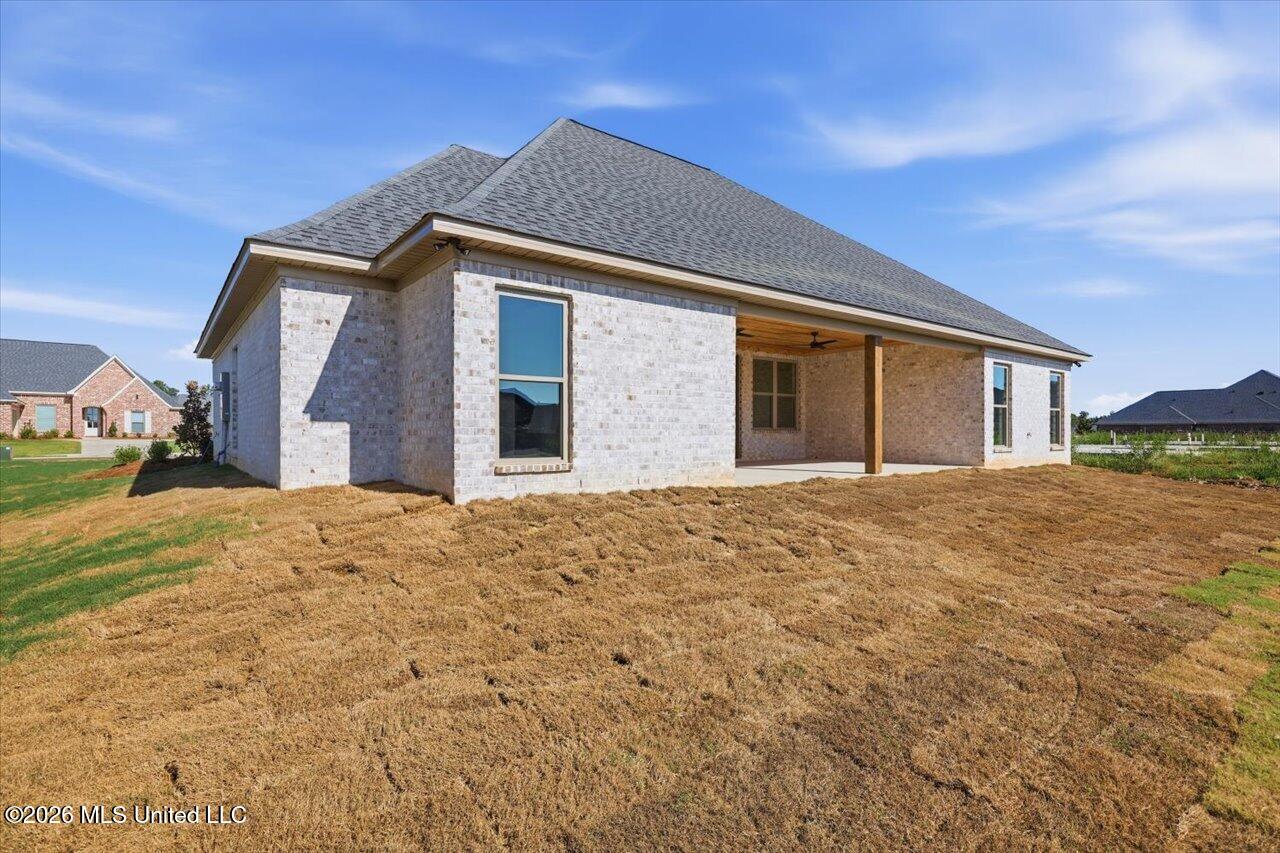 139 Palace Crossing Property Photo 37