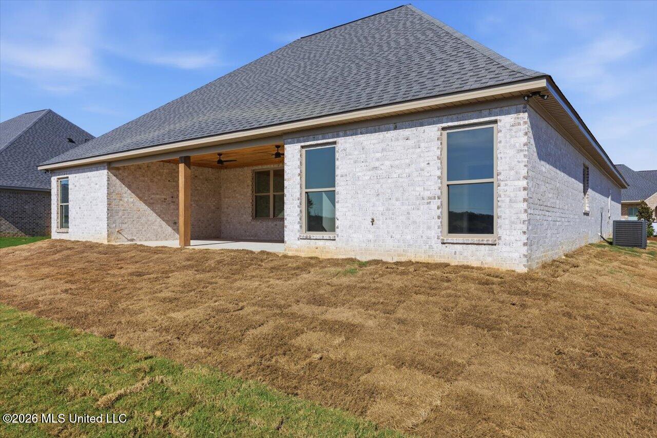 139 Palace Crossing Property Photo 39