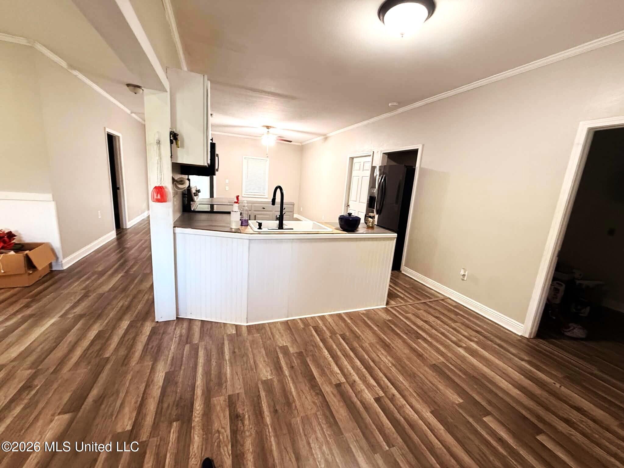 27588 E Lake Cypress Dr Property Photo 7