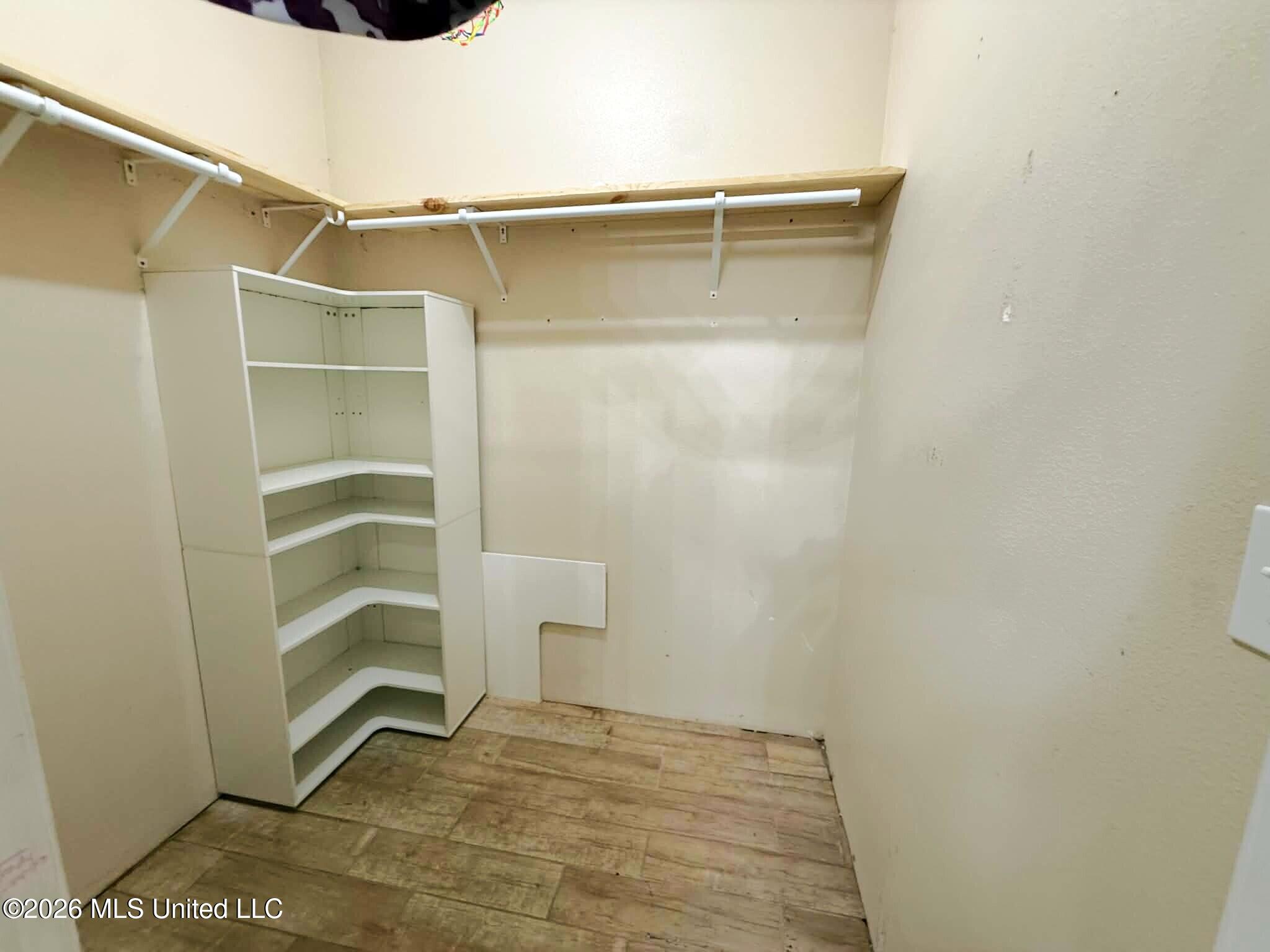 27588 E Lake Cypress Dr Property Photo 11