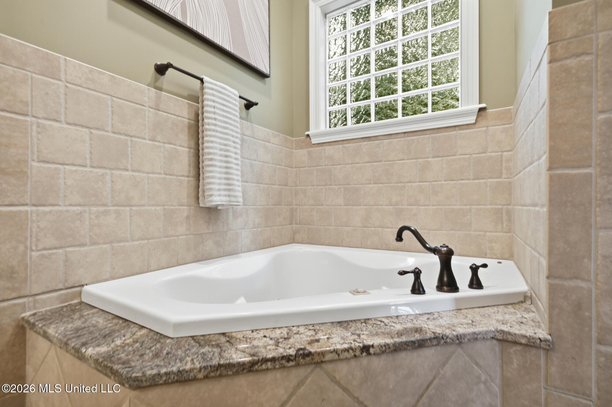 17 Mossy Oak Point Property Photo 22