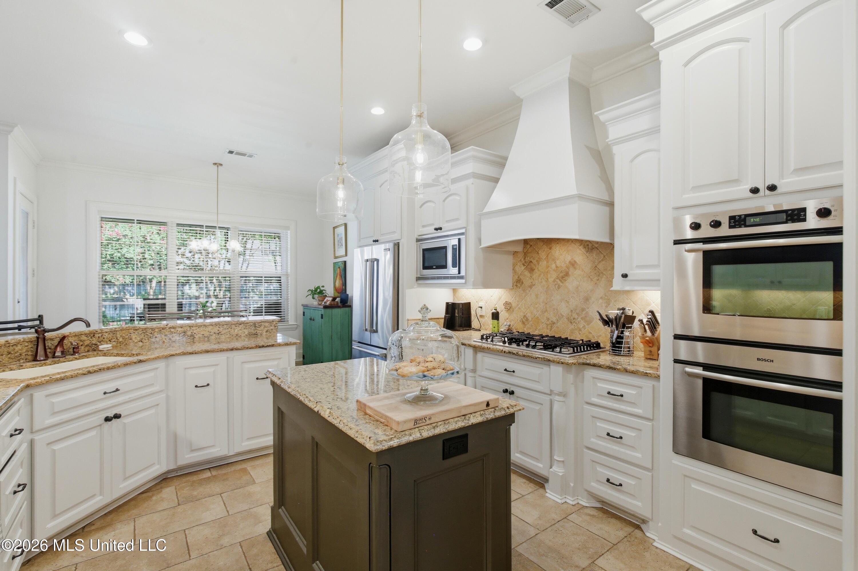 403 Laural Court Property Photo 10