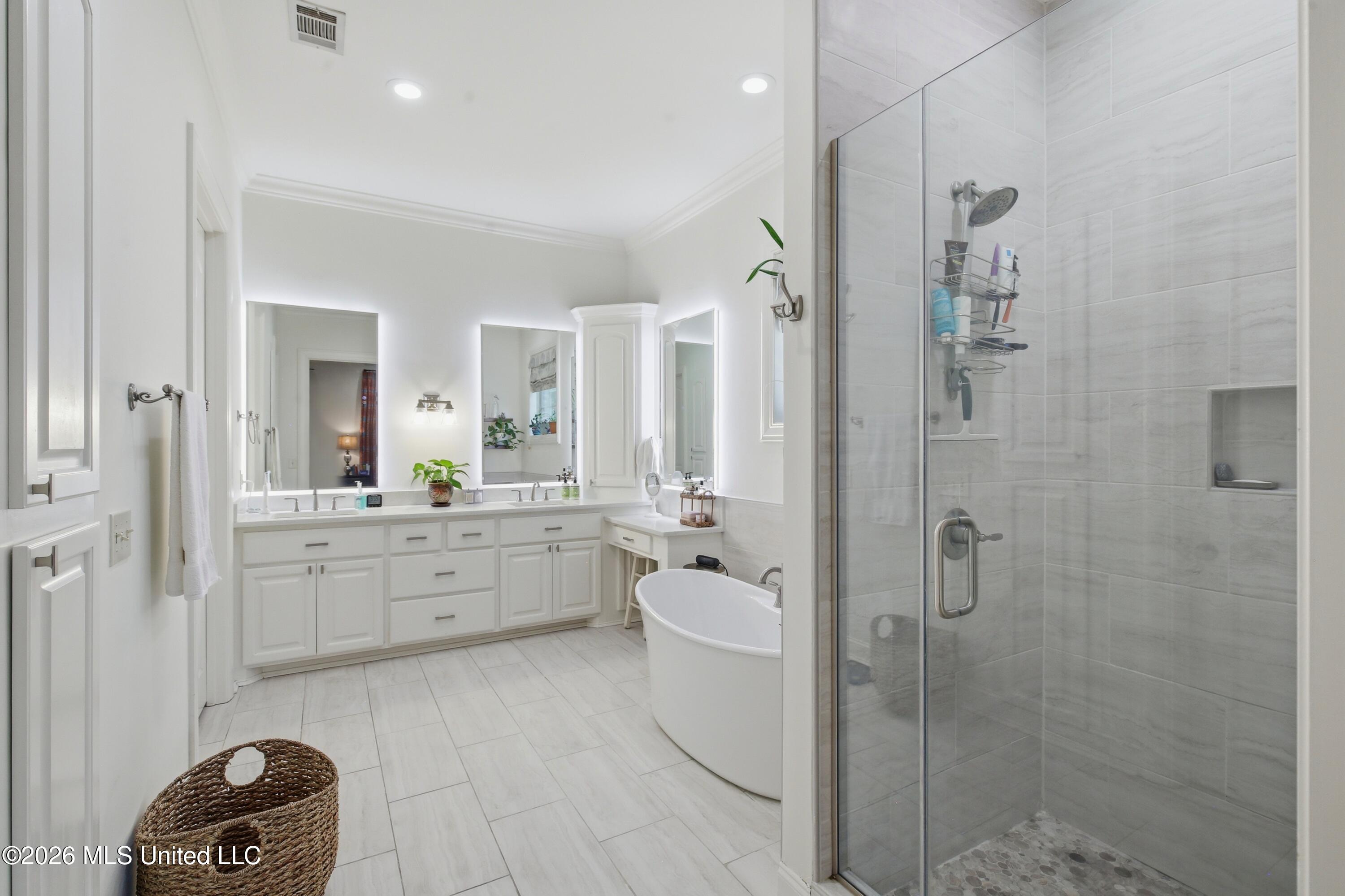 403 Laural Court Property Photo 32