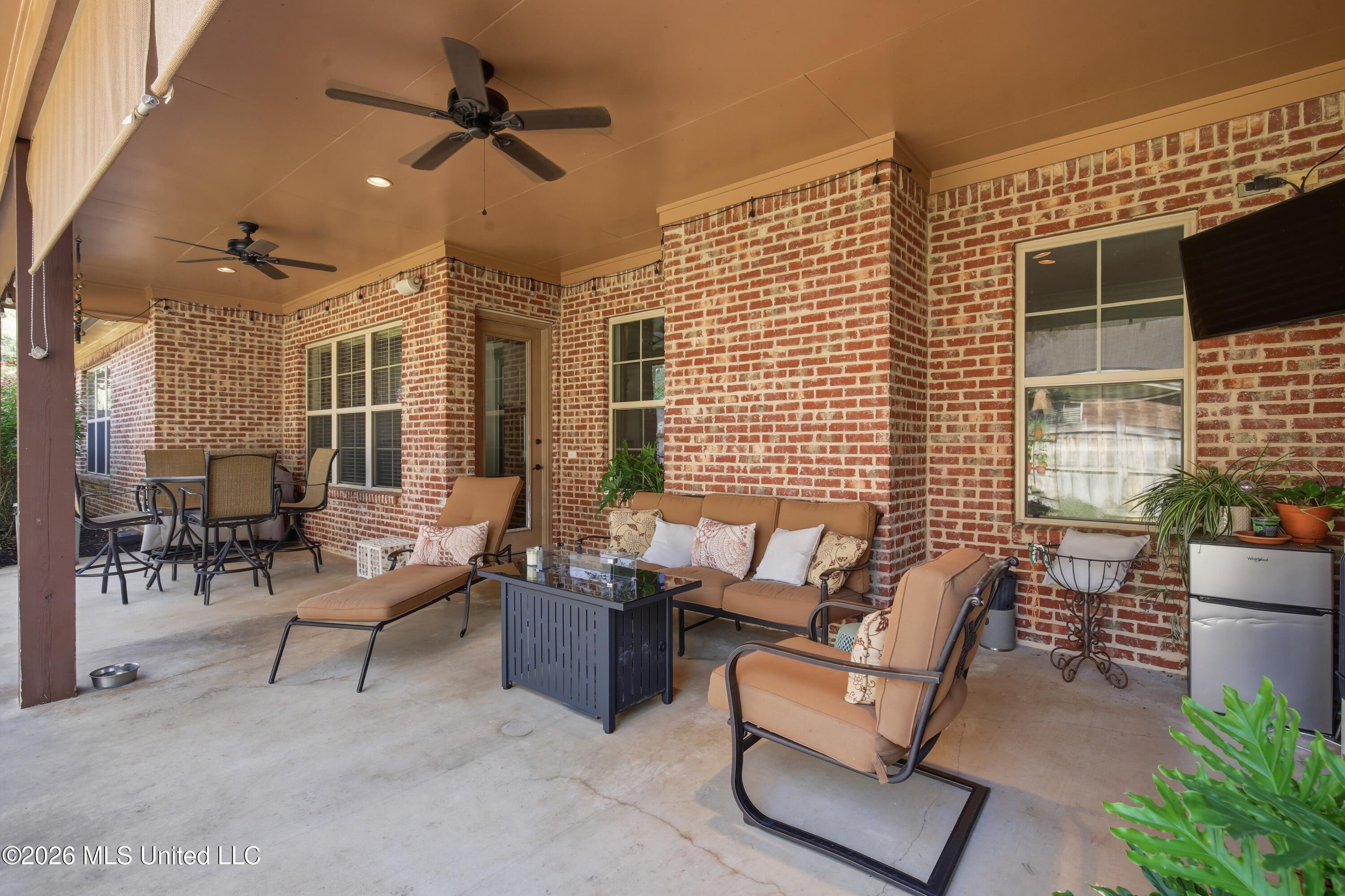 403 Laural Court Property Photo 43