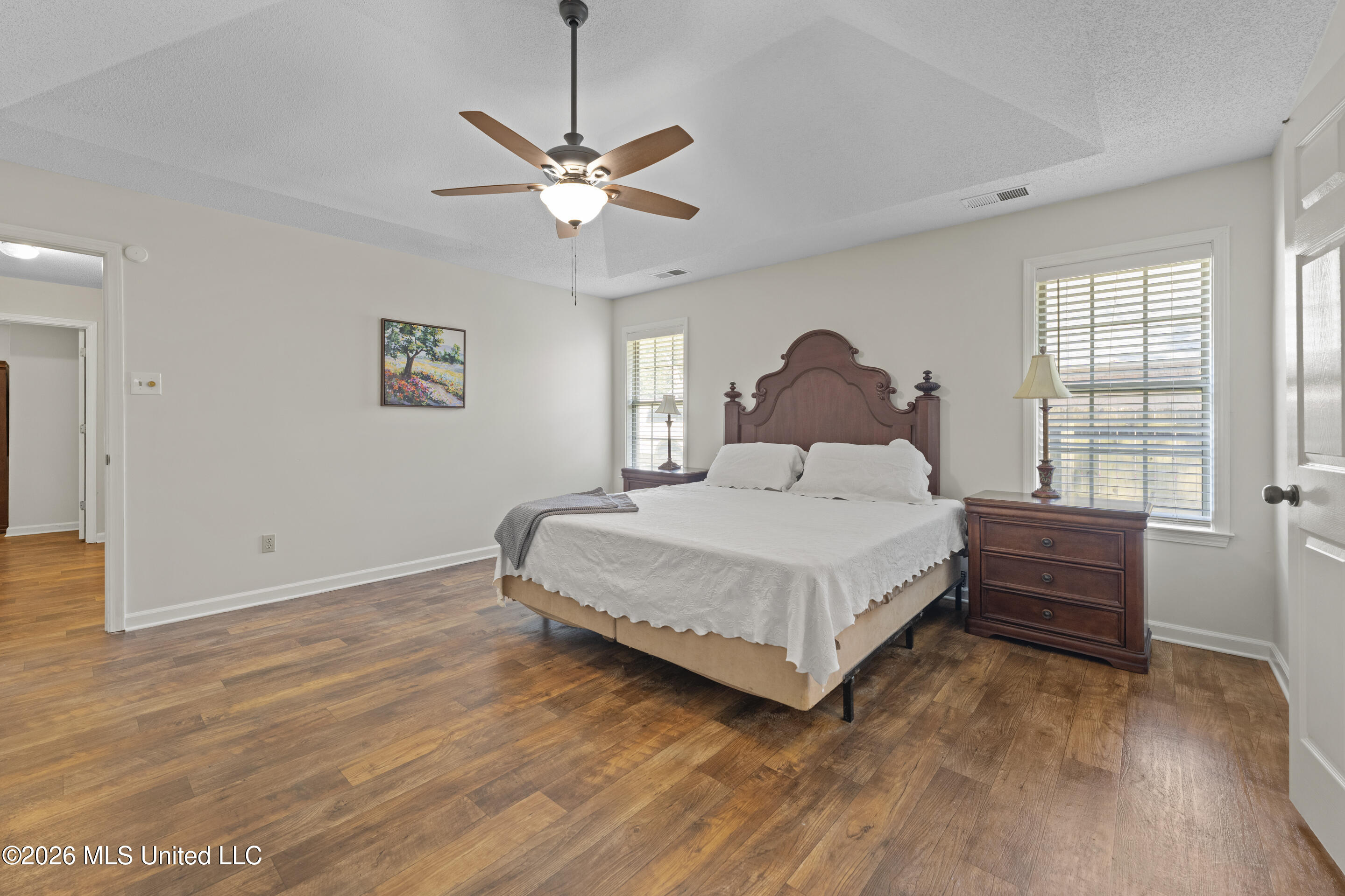 8527 Collinswood Drive Property Photo 10