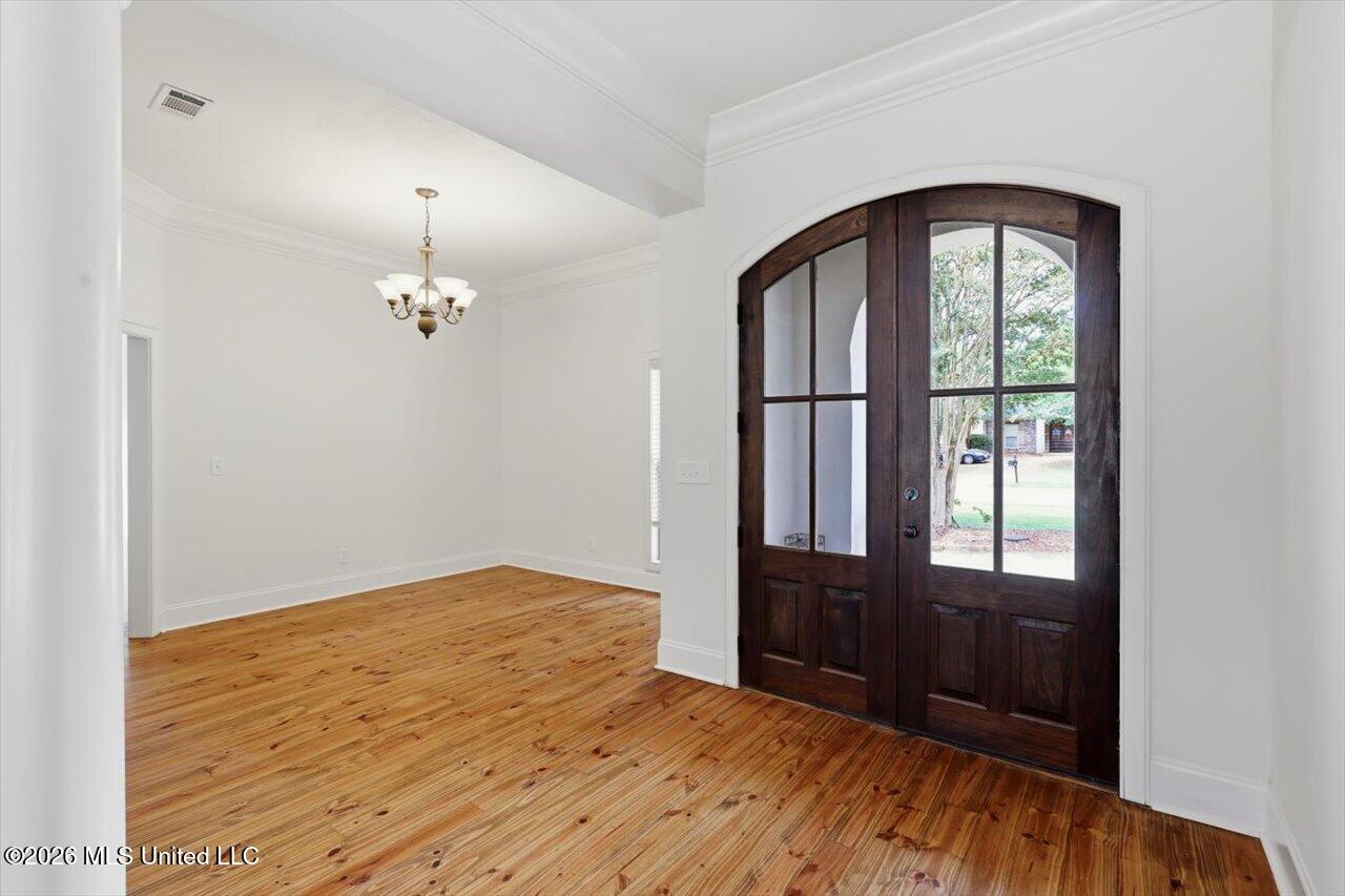 205 Asbury Lane Drive Property Photo 8