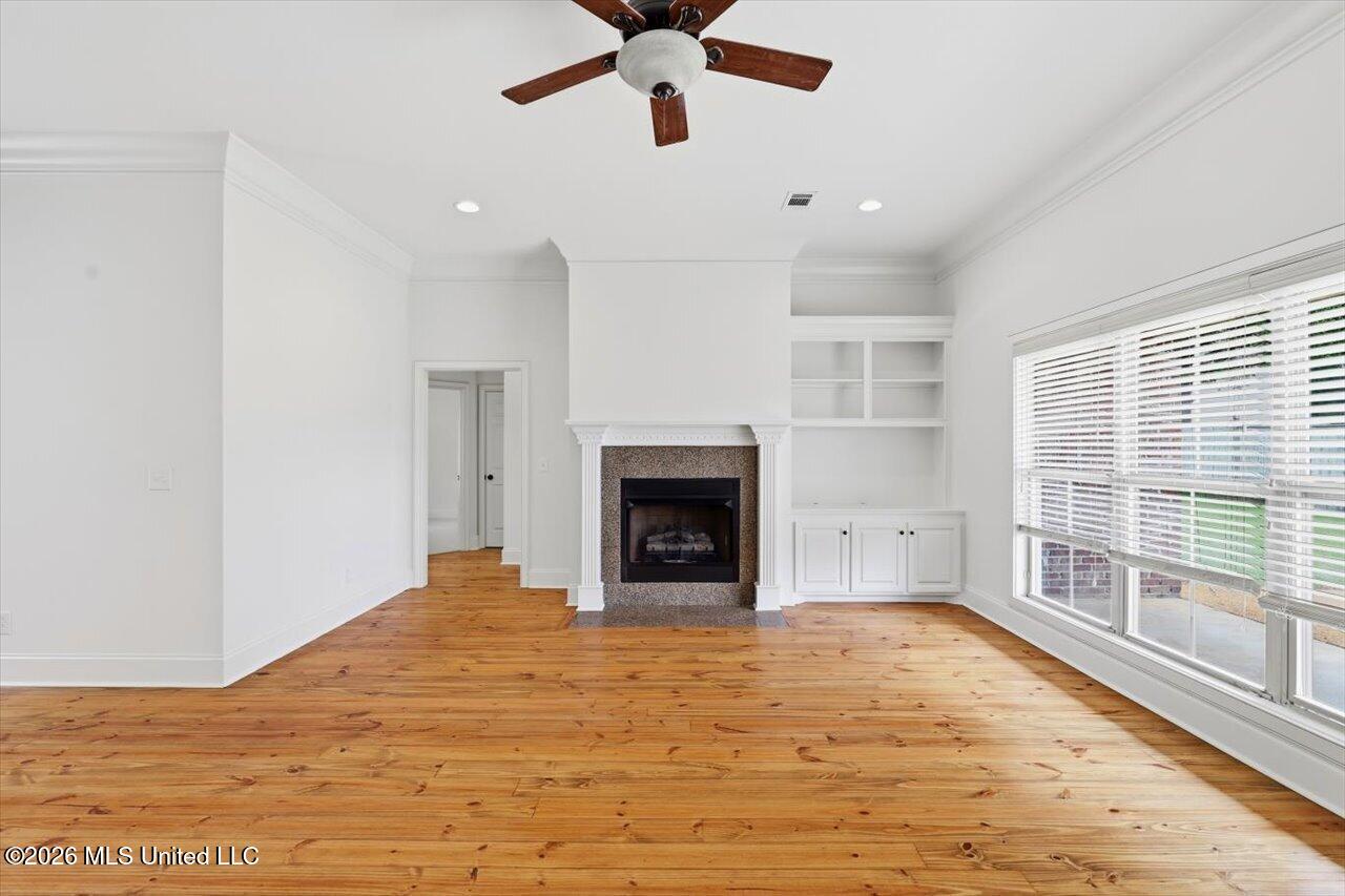 205 Asbury Lane Drive Property Photo 10