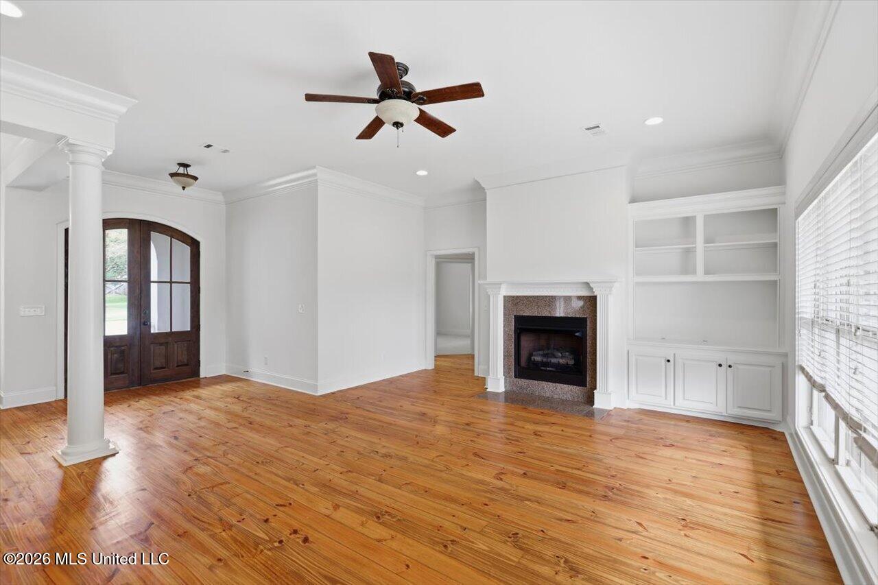205 Asbury Lane Drive Property Photo 11