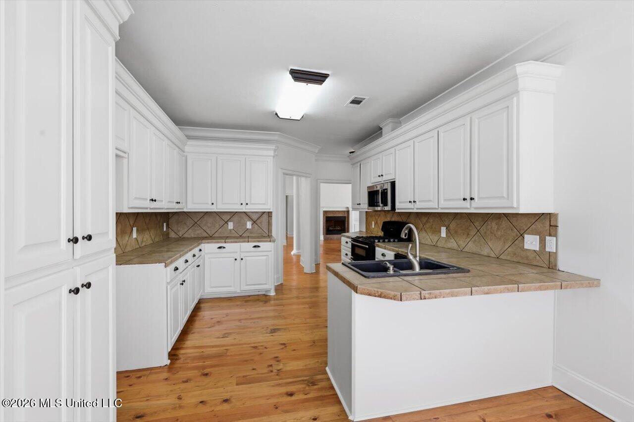 205 Asbury Lane Drive Property Photo 18