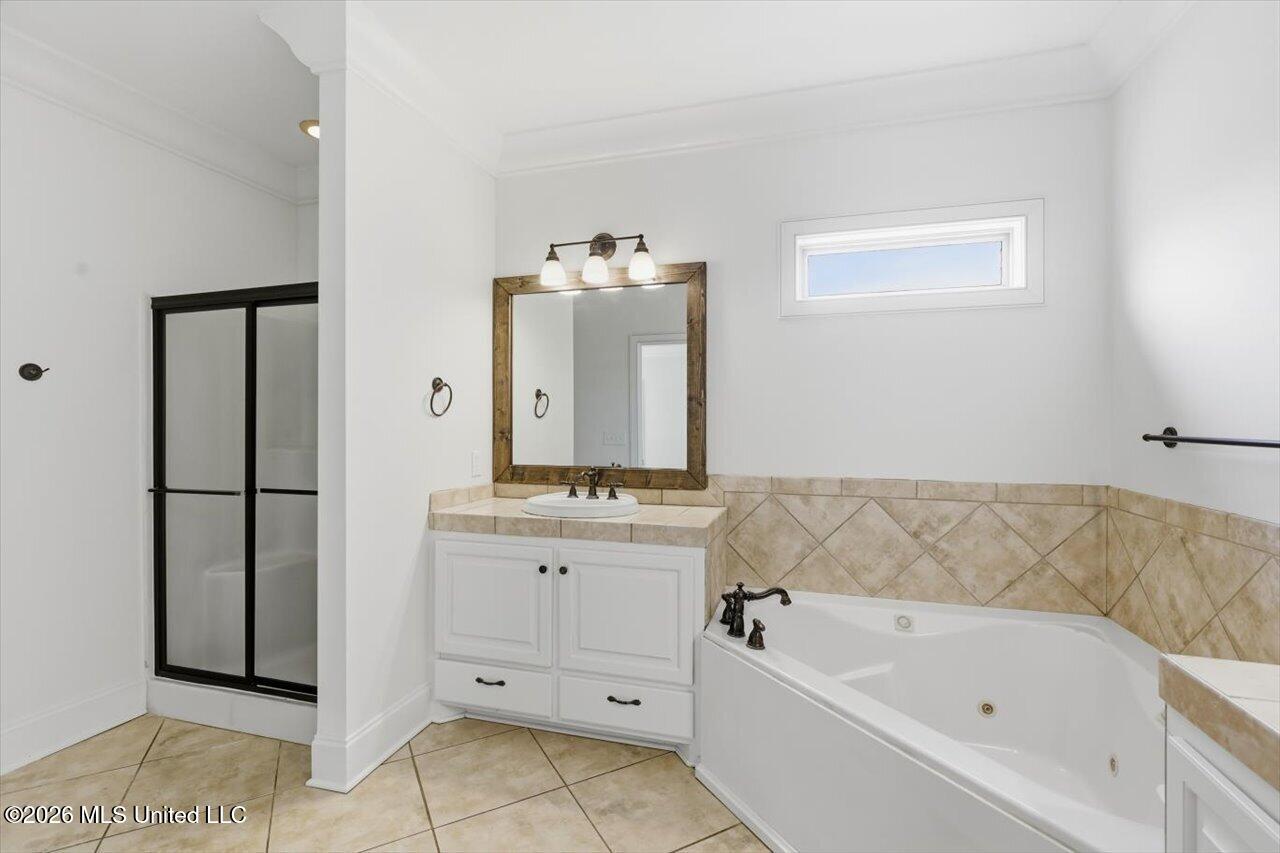 205 Asbury Lane Drive Property Photo 29
