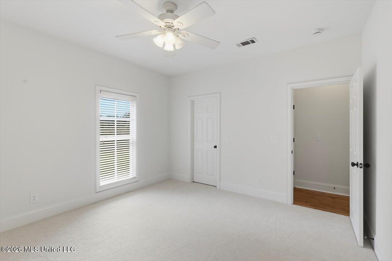 205 Asbury Lane Drive Property Photo 33