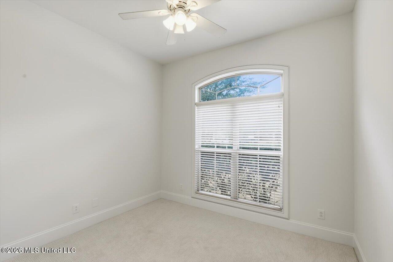 205 Asbury Lane Drive Property Photo 37