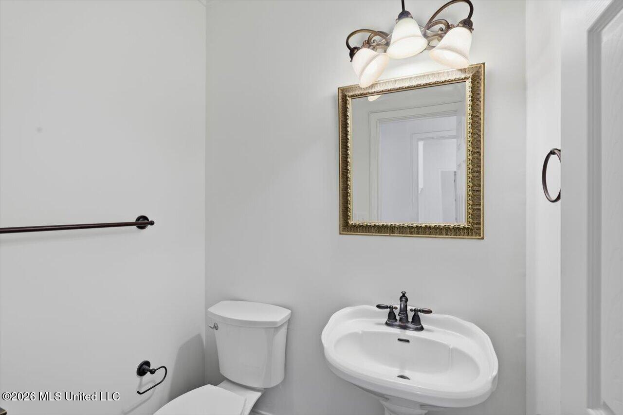 205 Asbury Lane Drive Property Photo 43