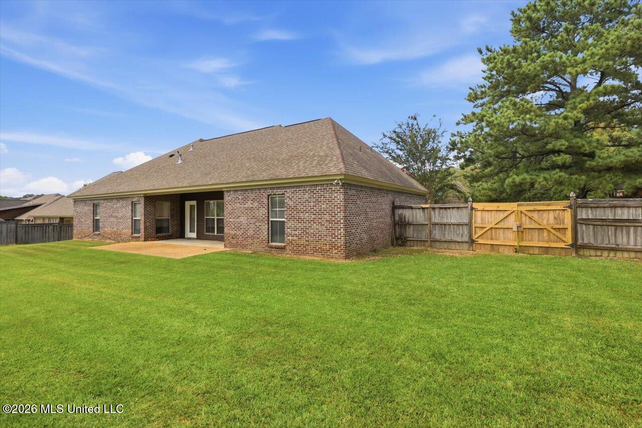 205 Asbury Lane Drive Property Photo 46