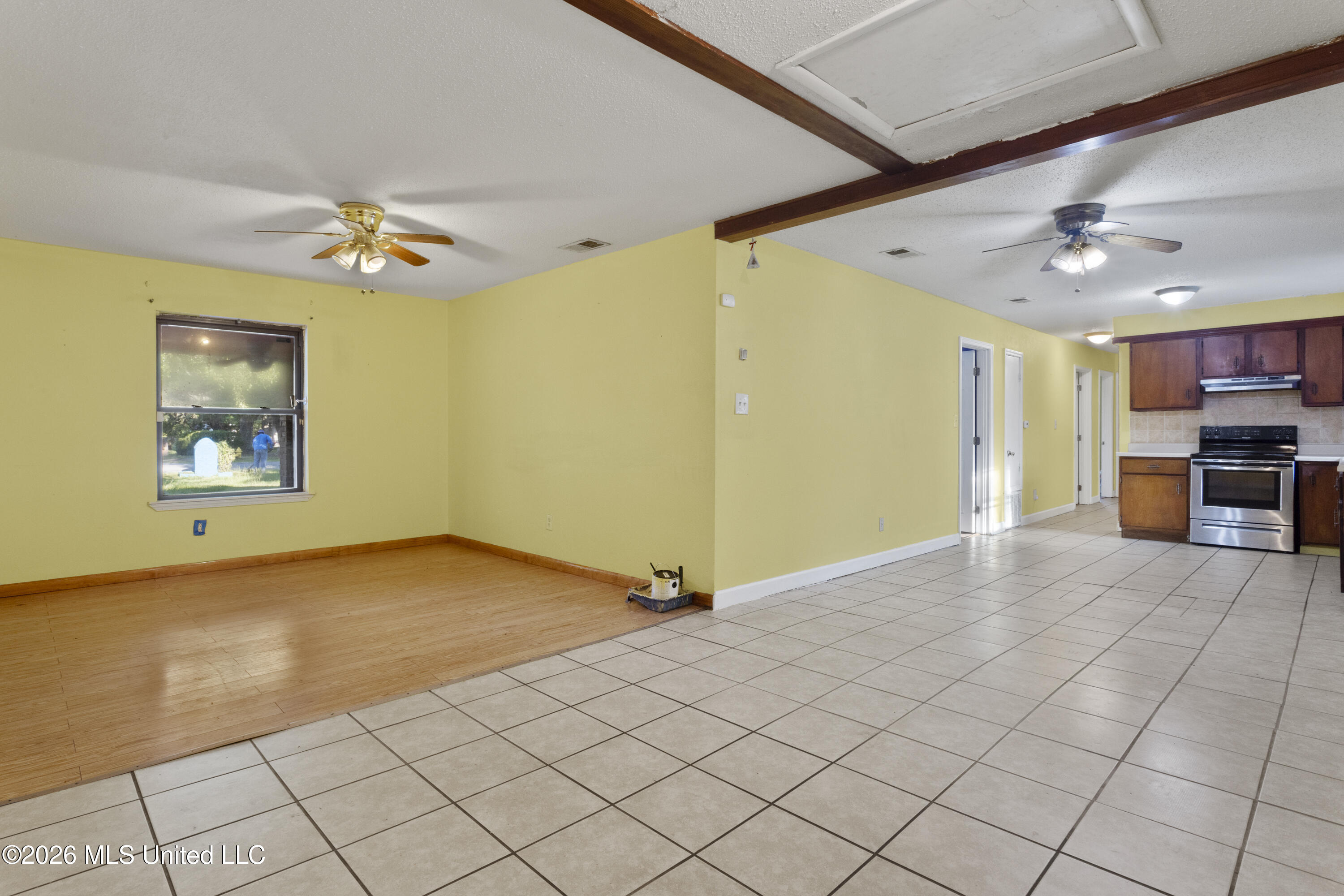 3612 Macphelah Road Property Photo 10