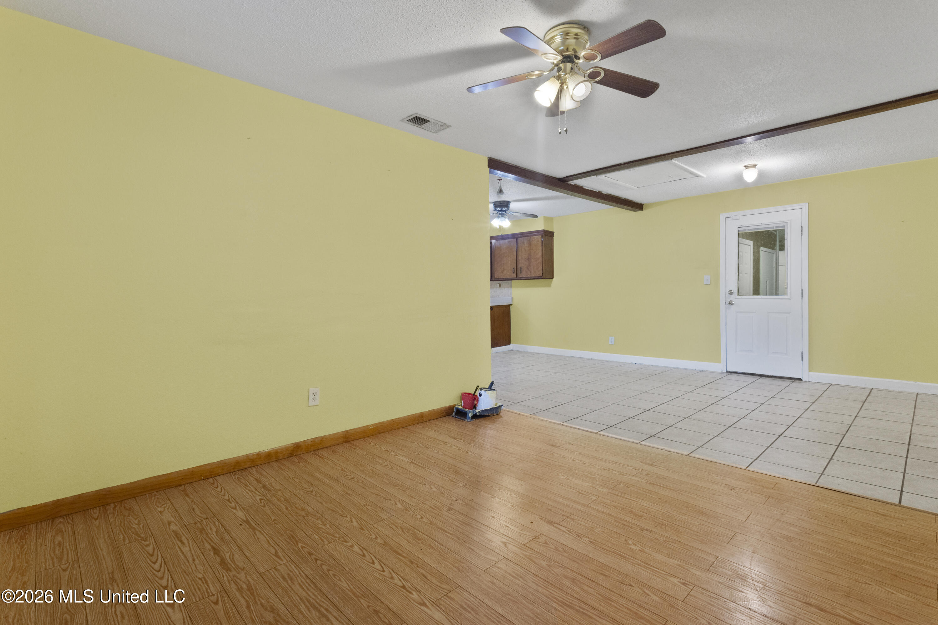 3612 Macphelah Road Property Photo 12