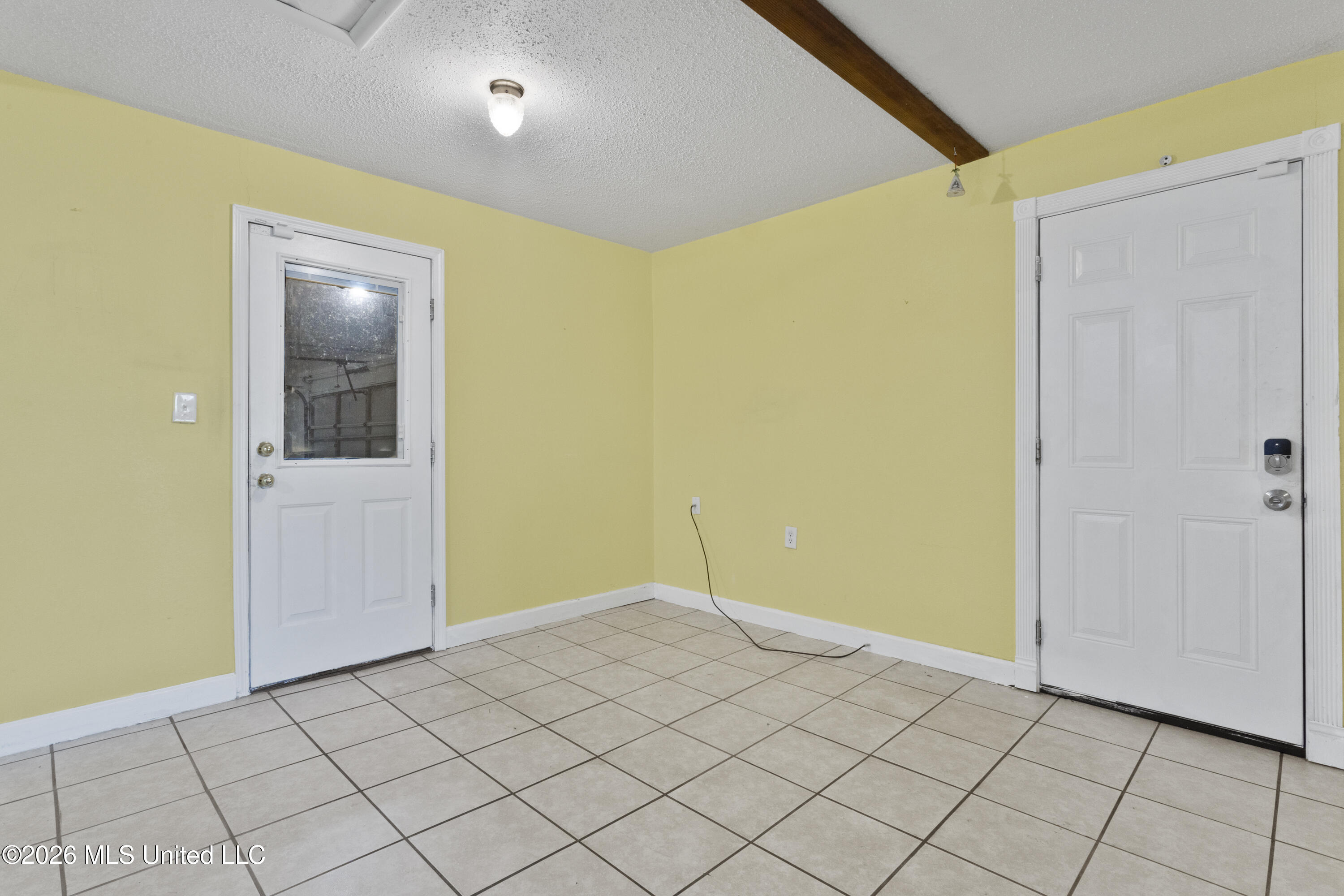 3612 Macphelah Road Property Photo 13