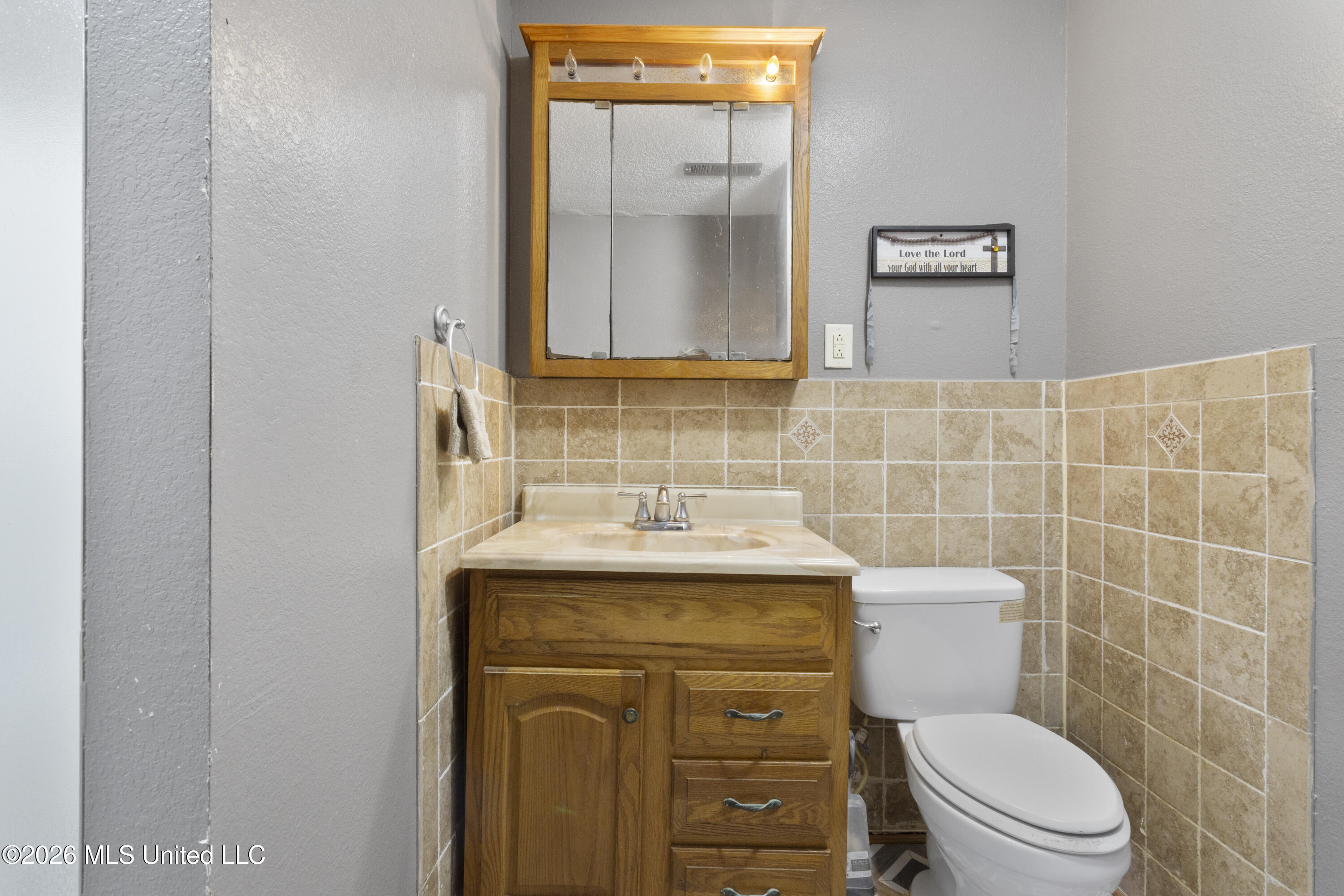 3612 Macphelah Road Property Photo 20