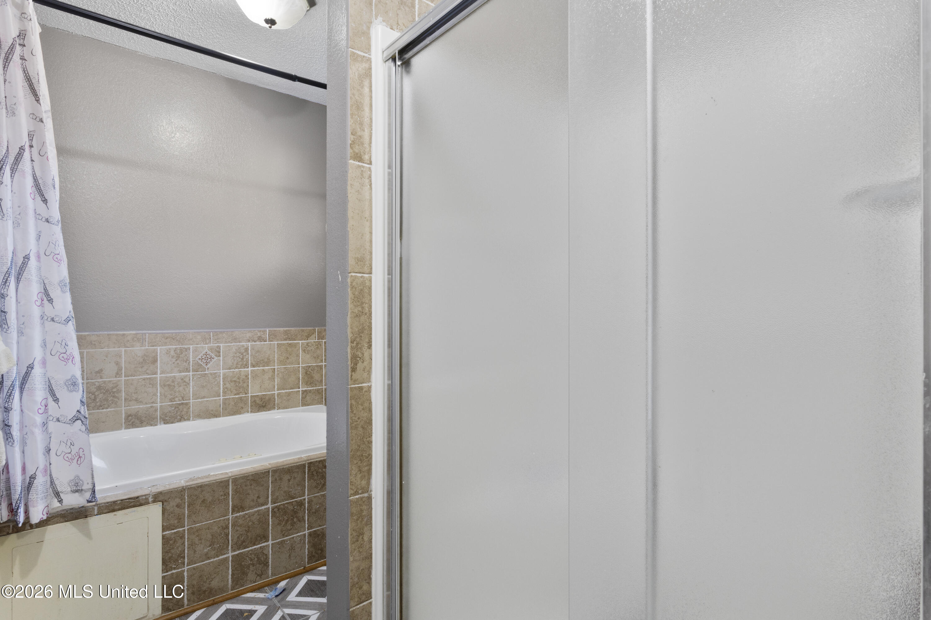 3612 Macphelah Road Property Photo 21